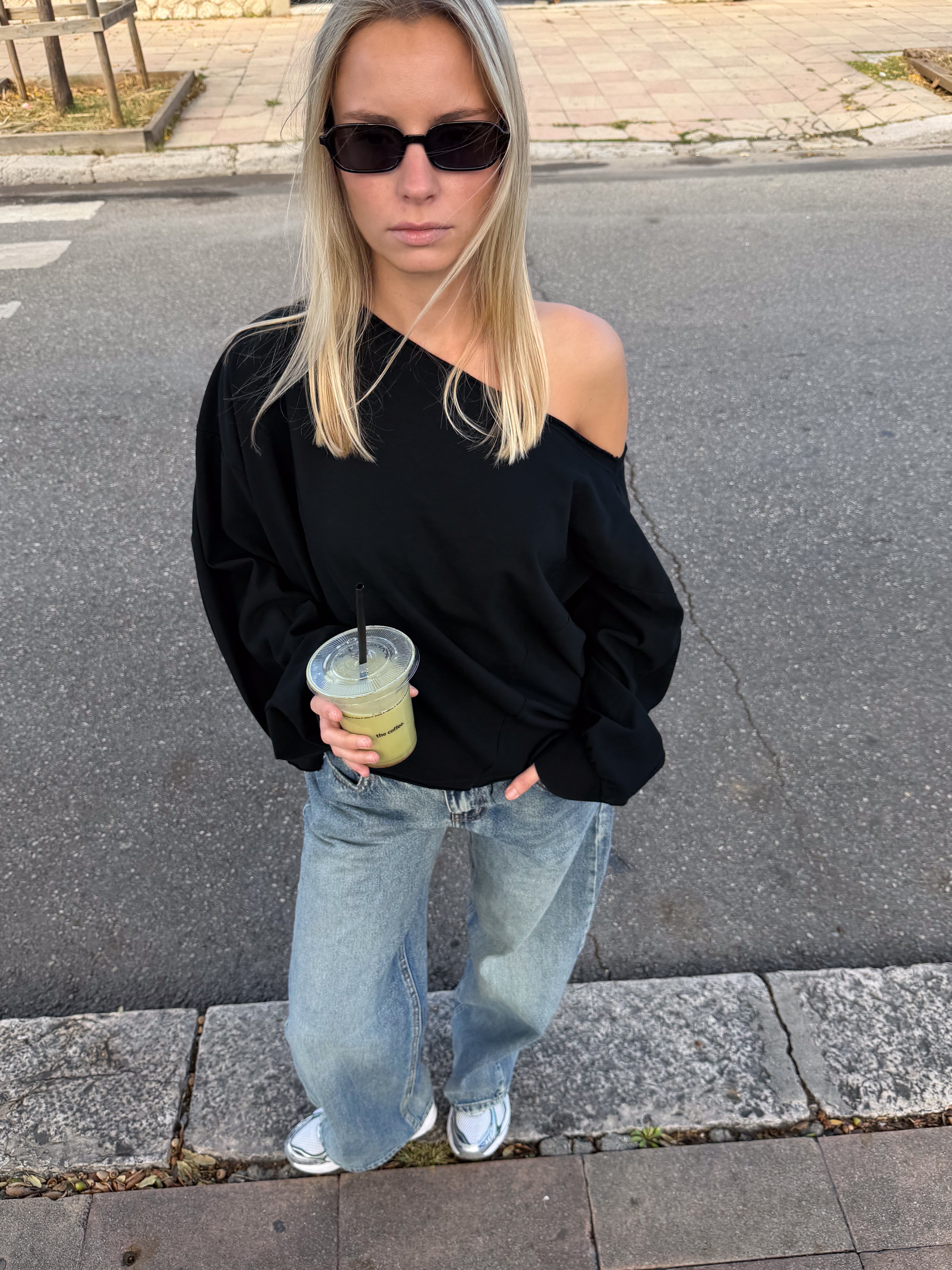 Schwarzes Juliette-T-Shirt