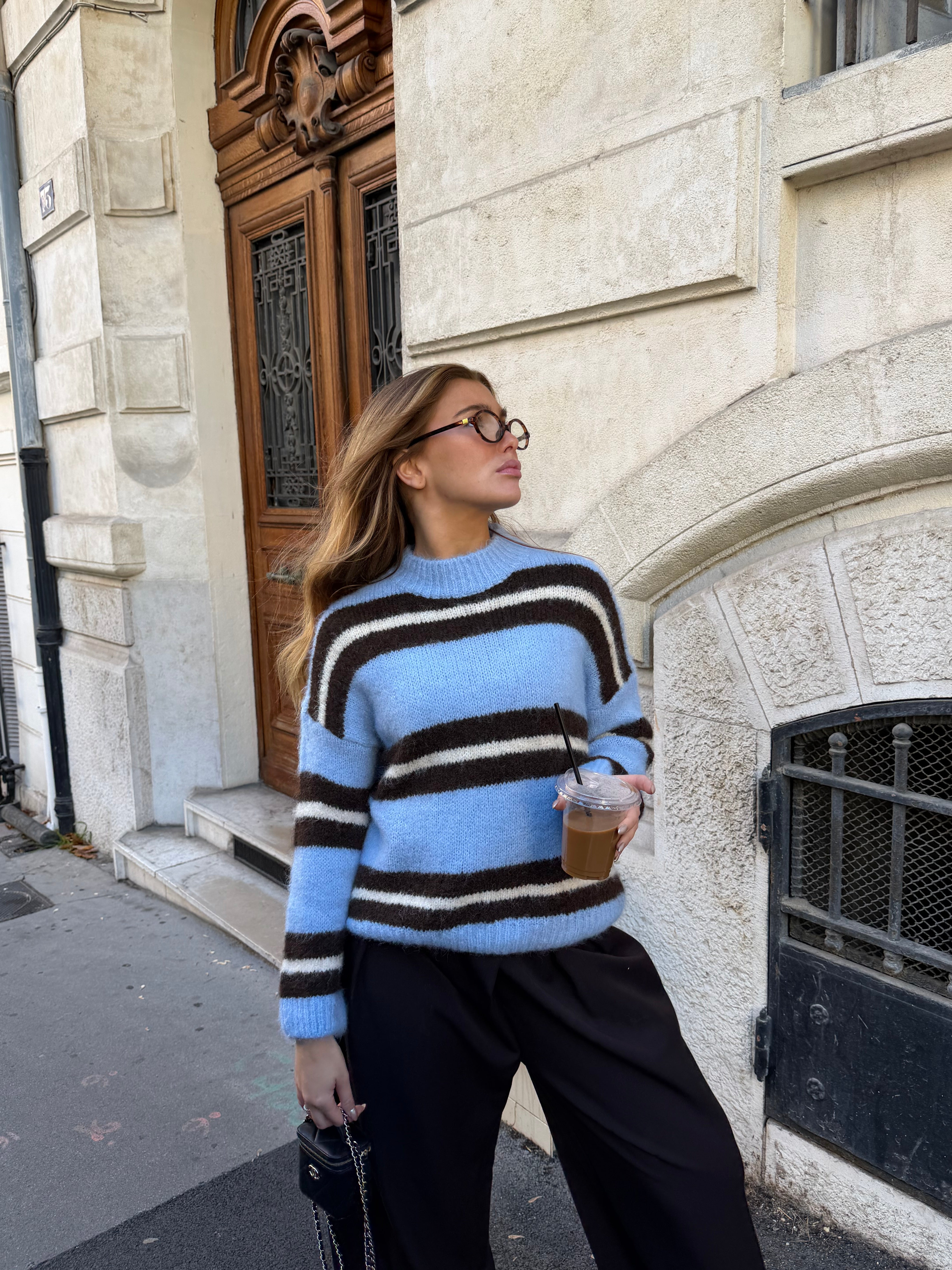 Millie blauer Pullover