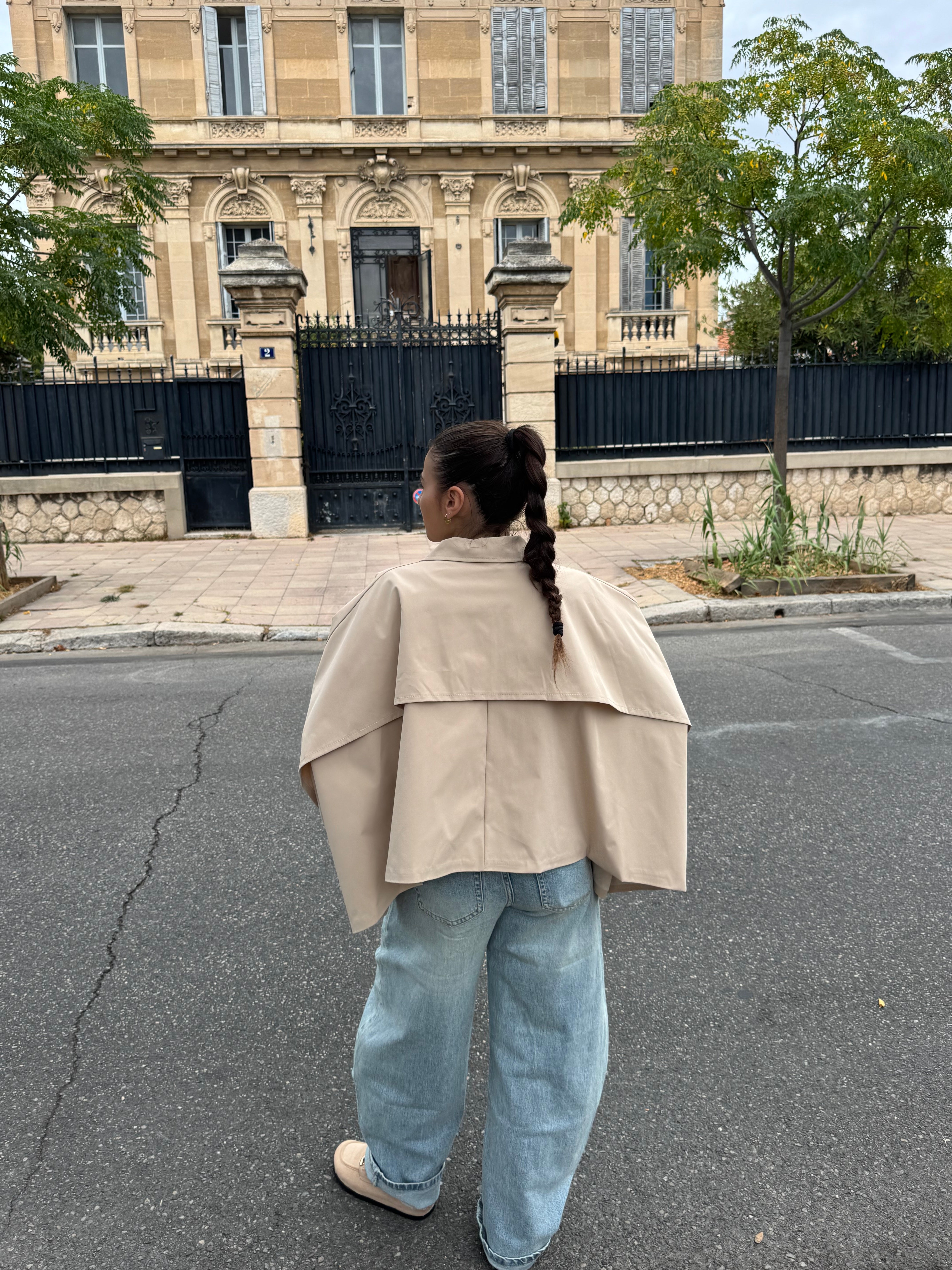 Beiges Fanny-Cape