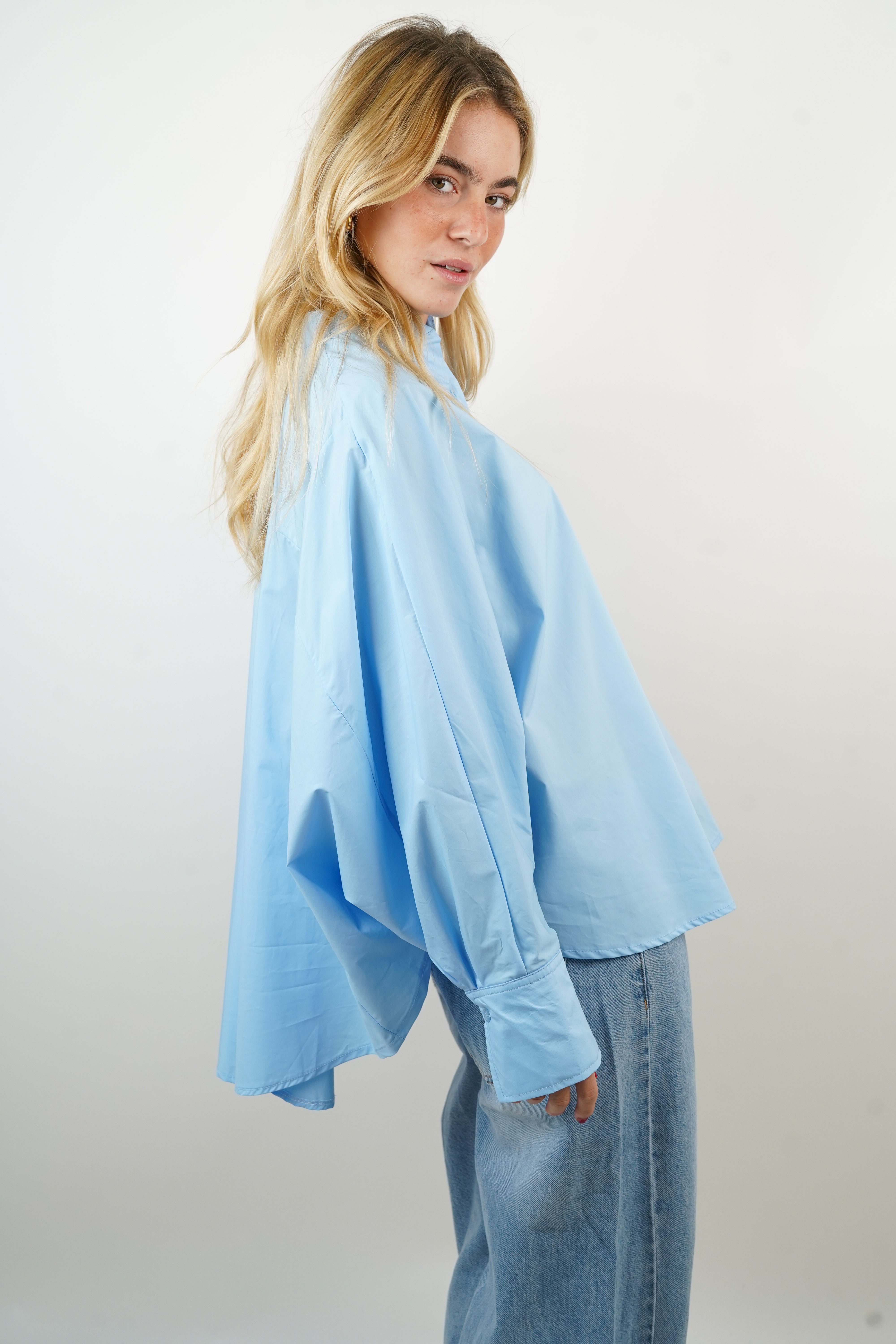 Blue batwing sleeve cotton shirt