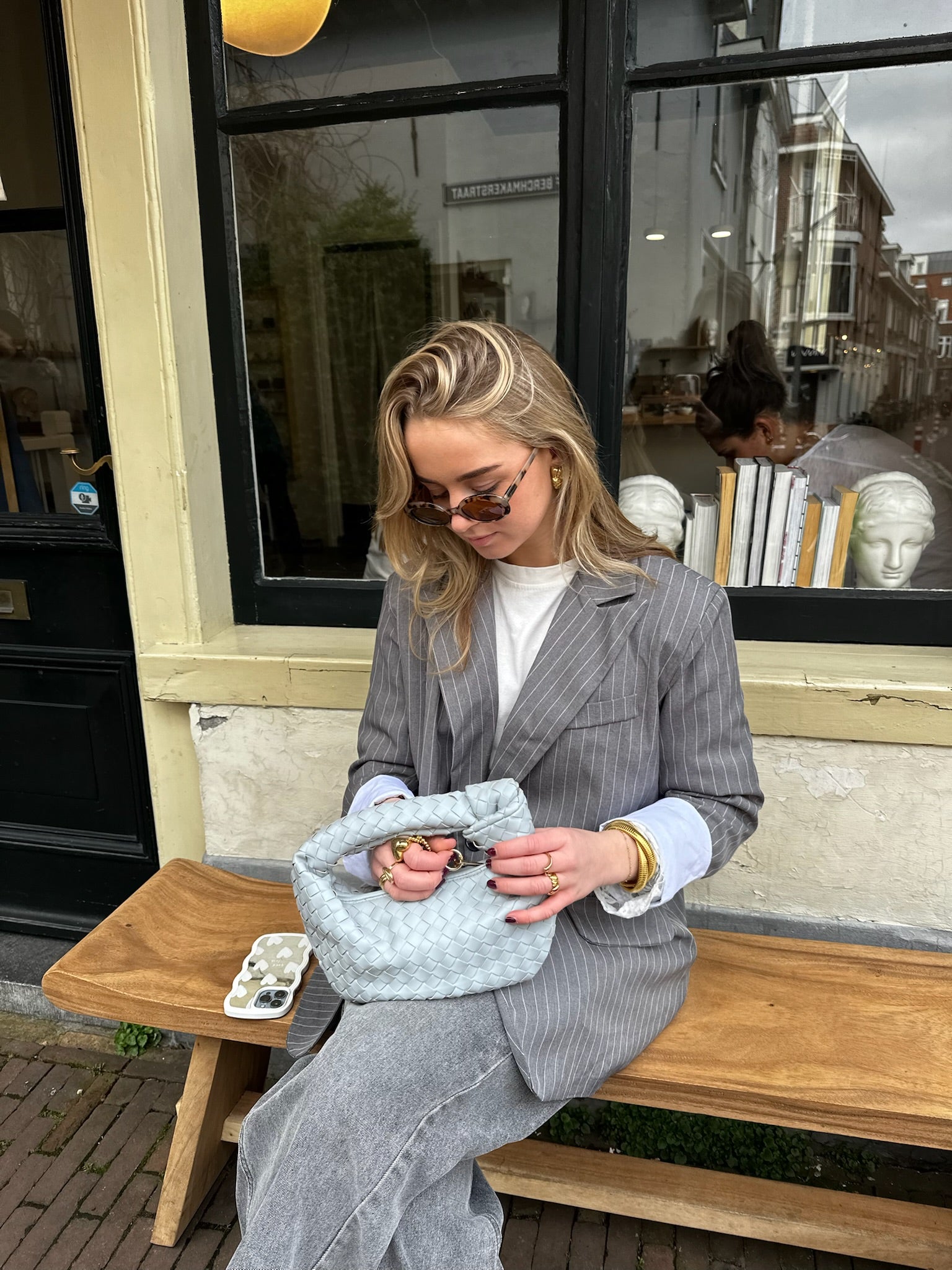 Grauer Astrid-Blazer