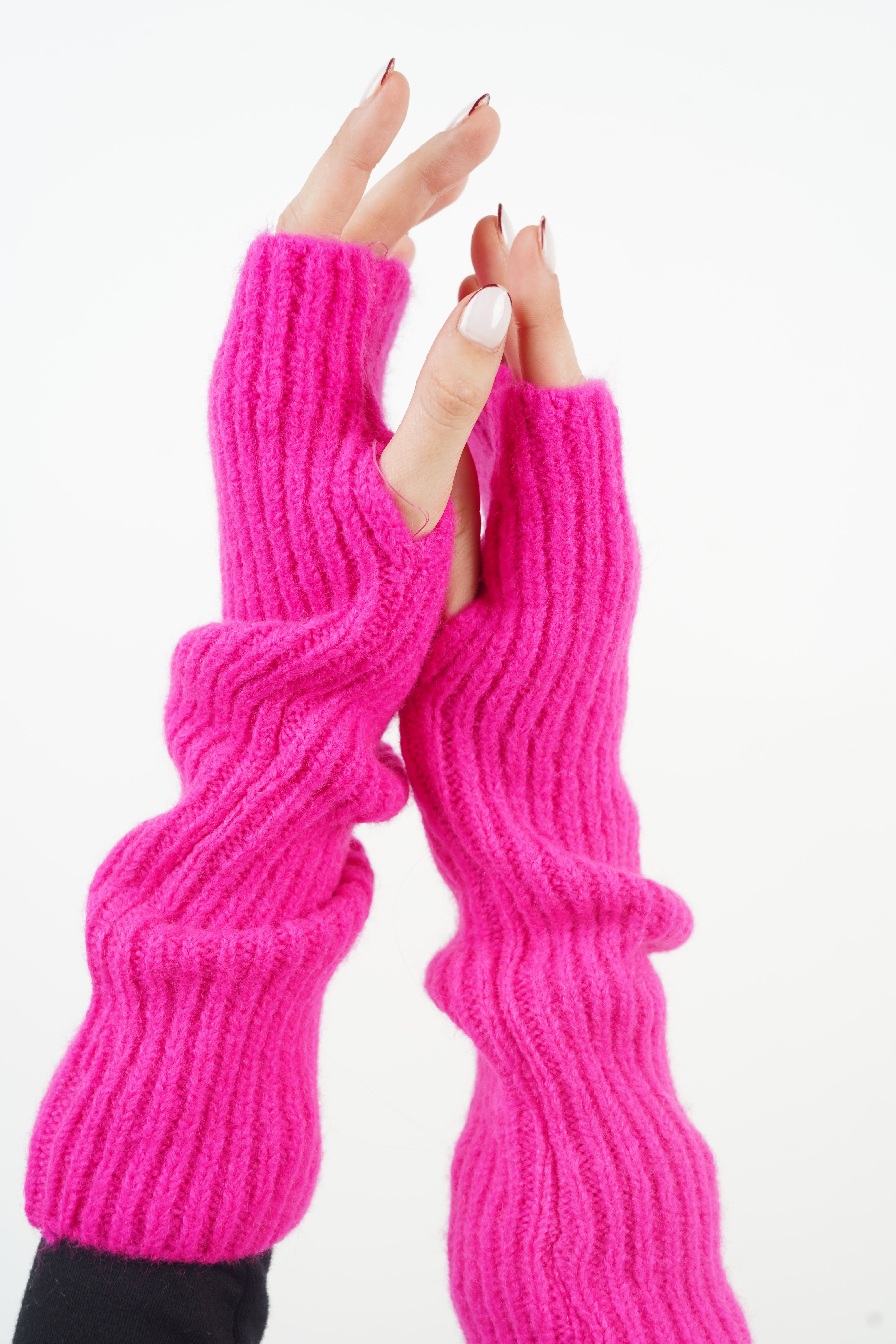 قفازات ماشا بدون أصابع باللون الوردي الفوشيا