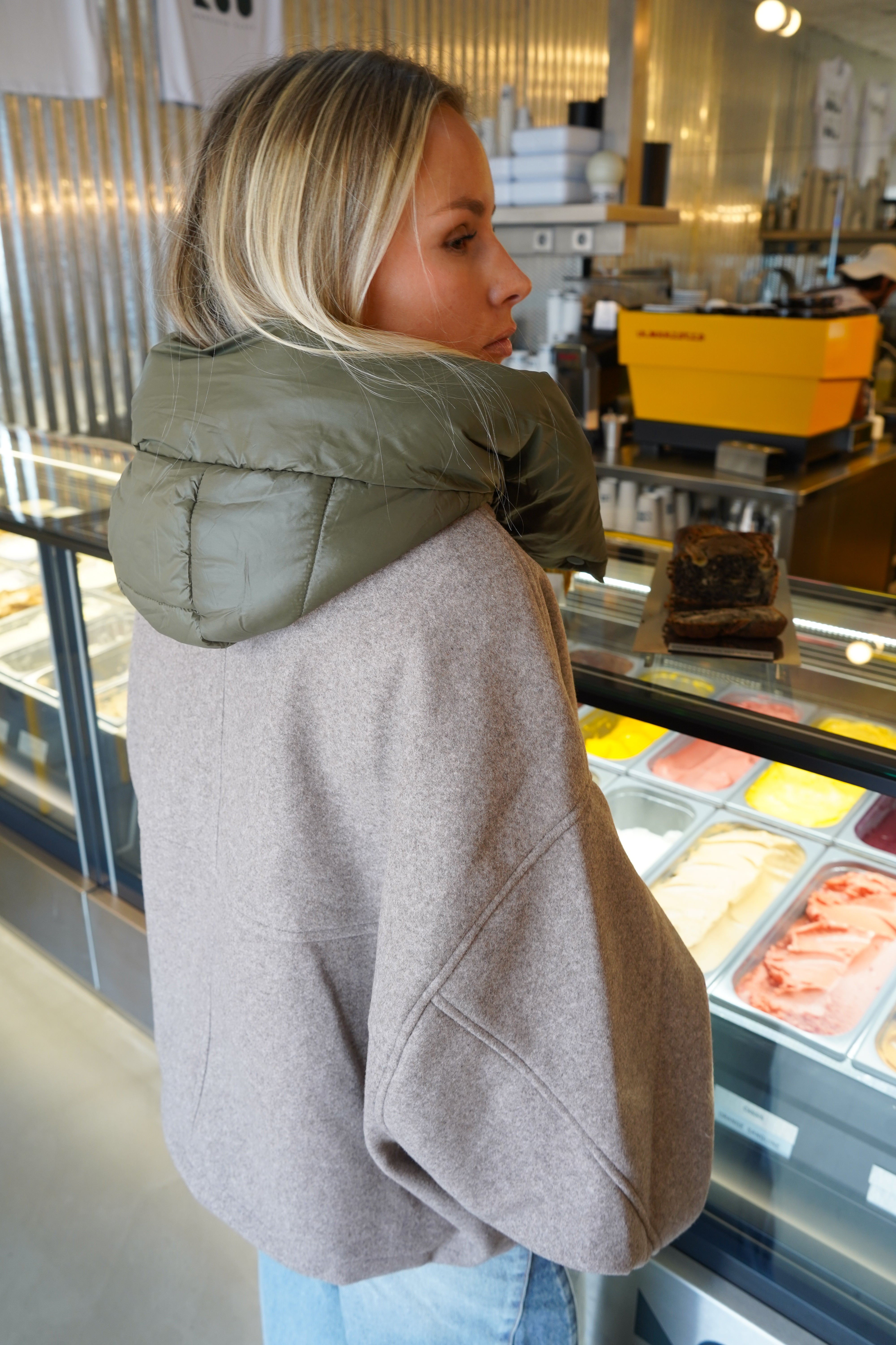 Laura khaki jacket