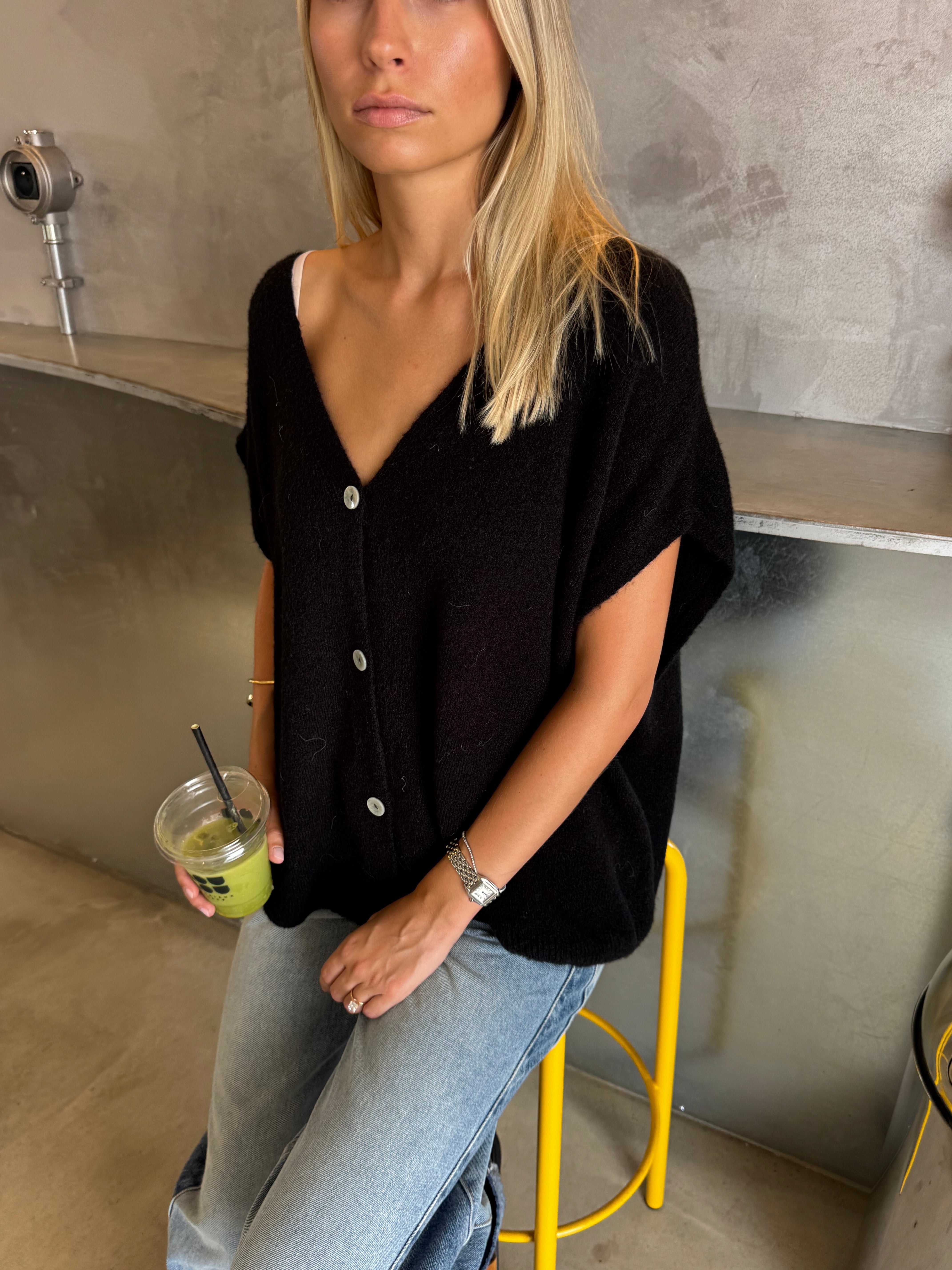 Lucie black vest