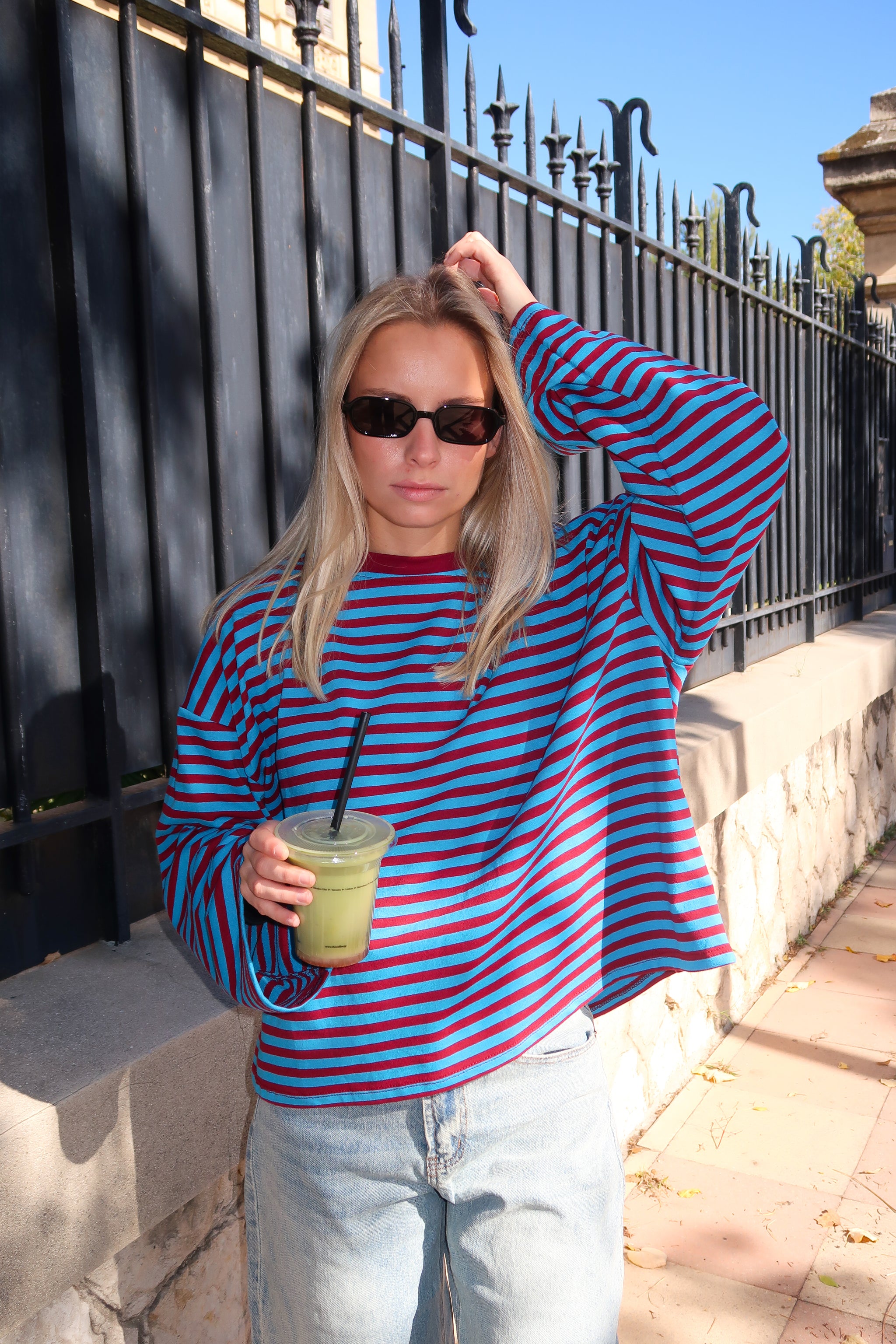 Tee-shirt Océane rouge et bleu (17/11)