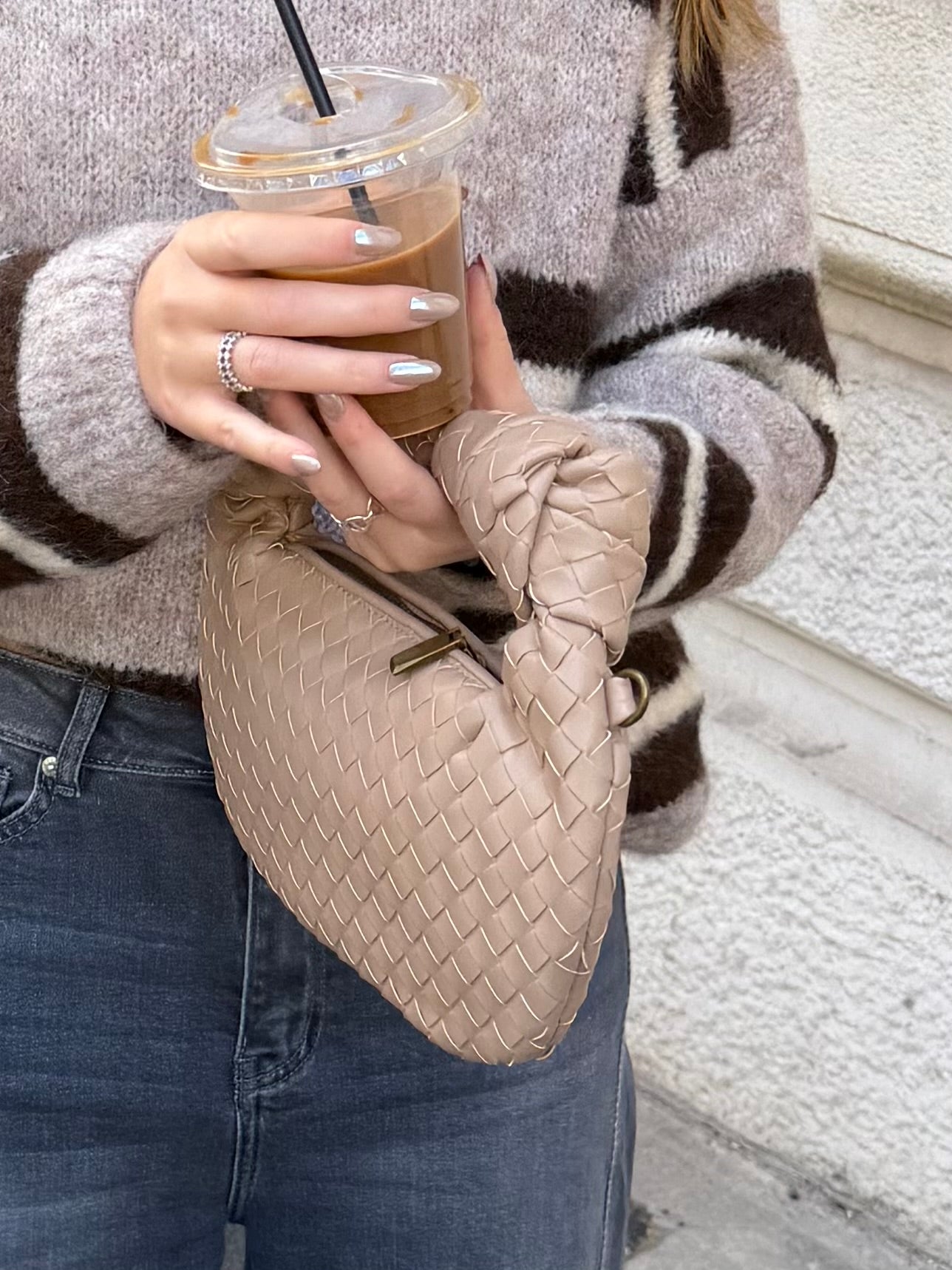 Sac Ora camel