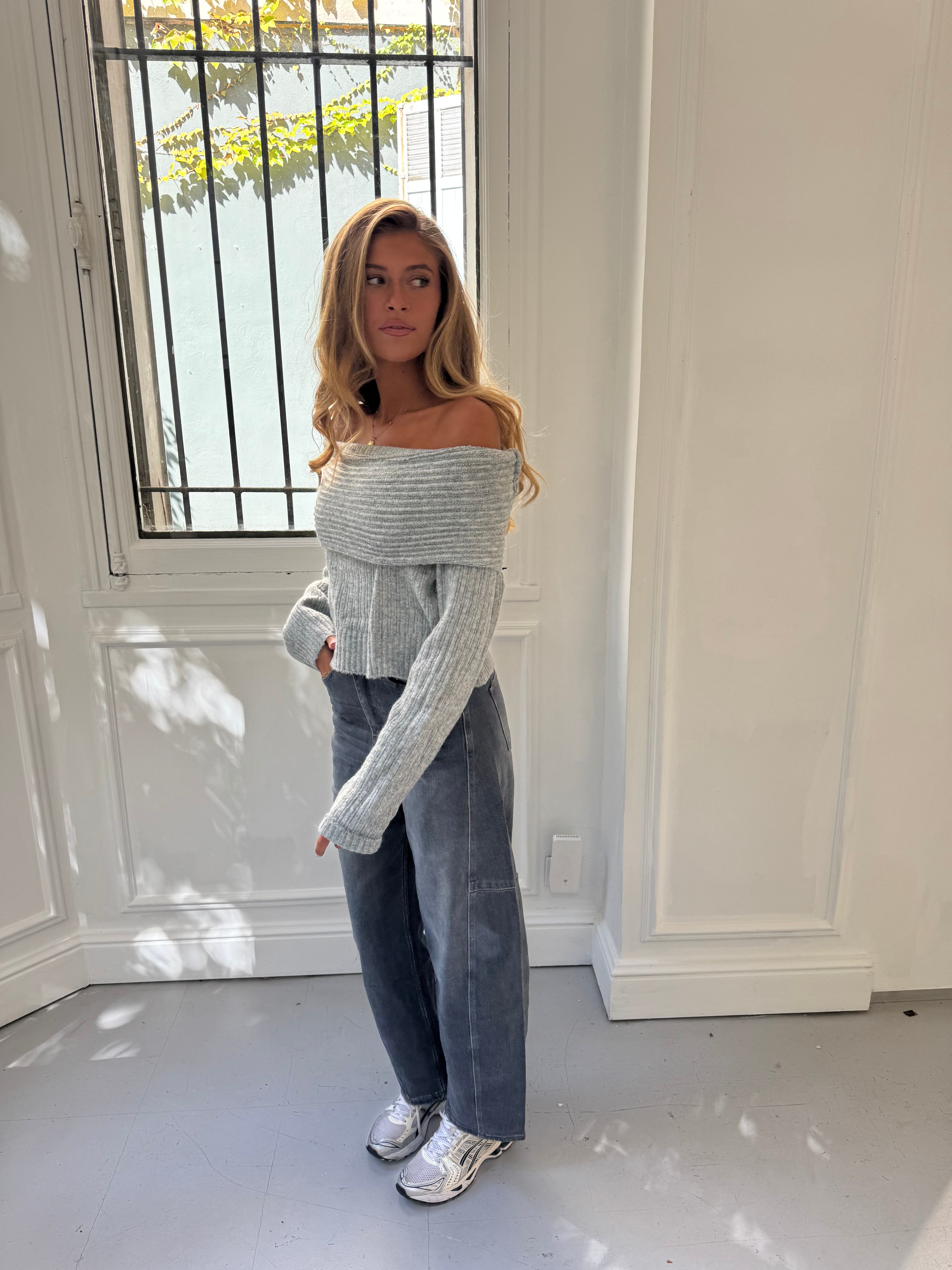 Evy gray sweater