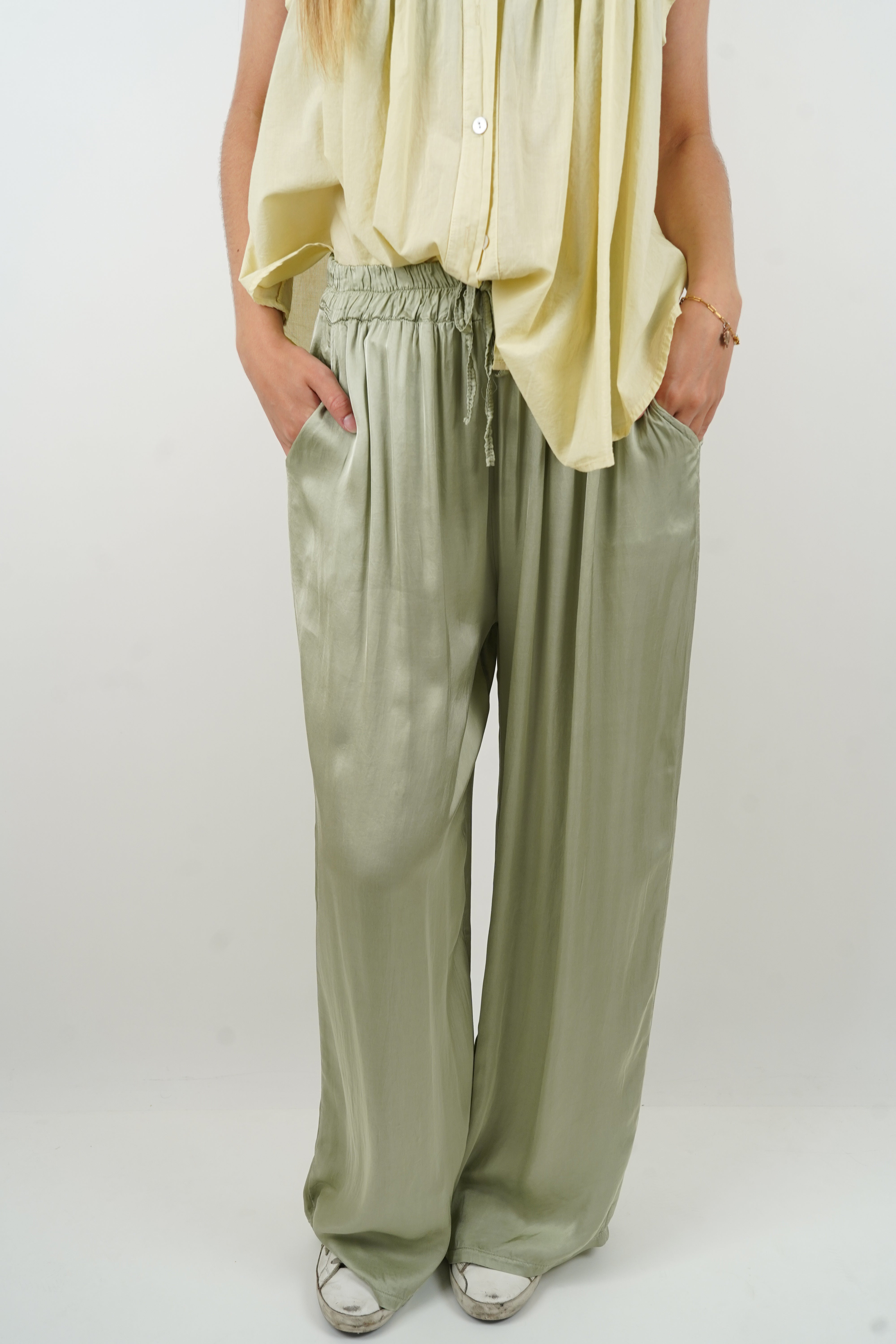 Olive green Giuseppa silk pants
