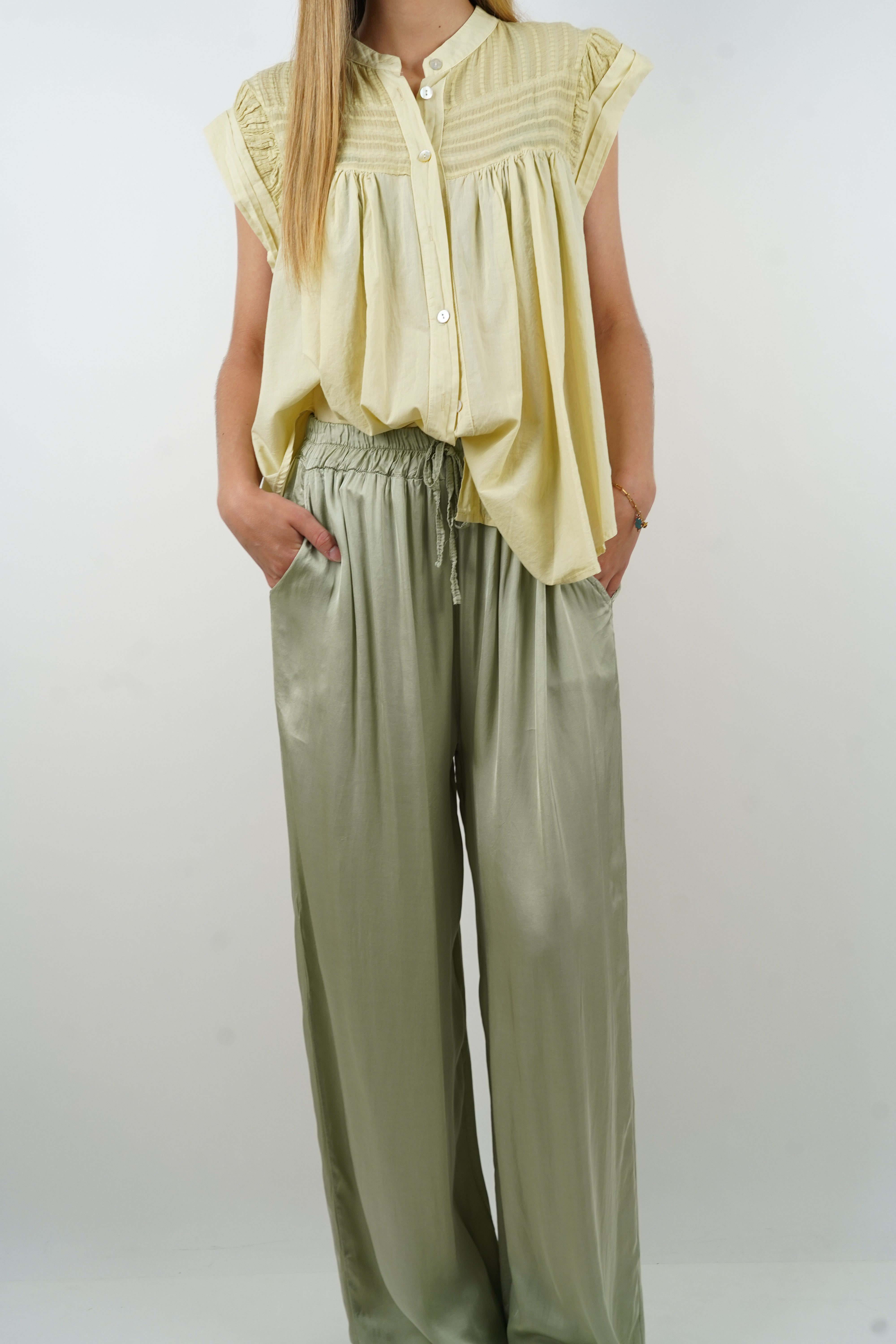 Olive green Giuseppa silk pants
