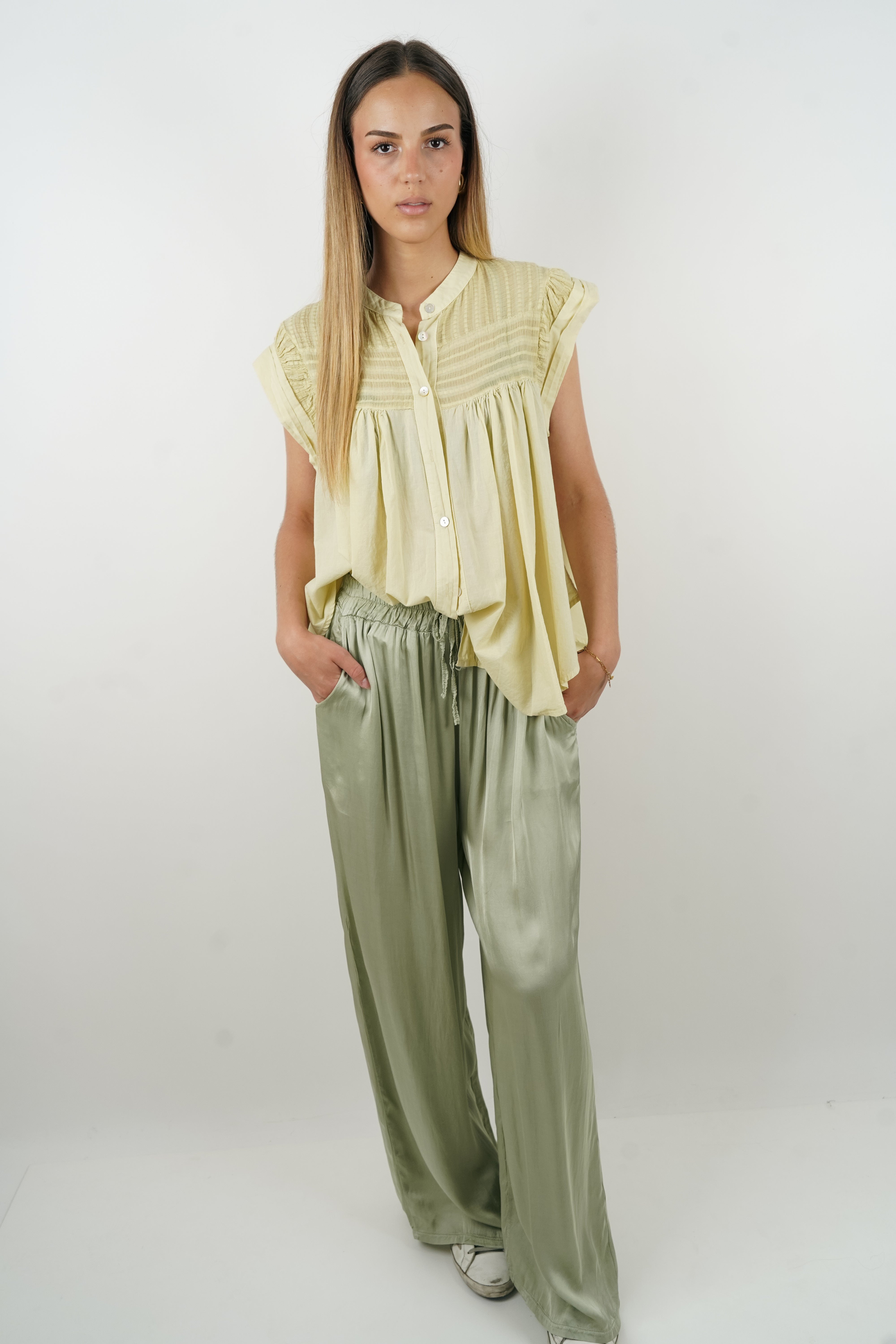 Olive green Giuseppa silk pants