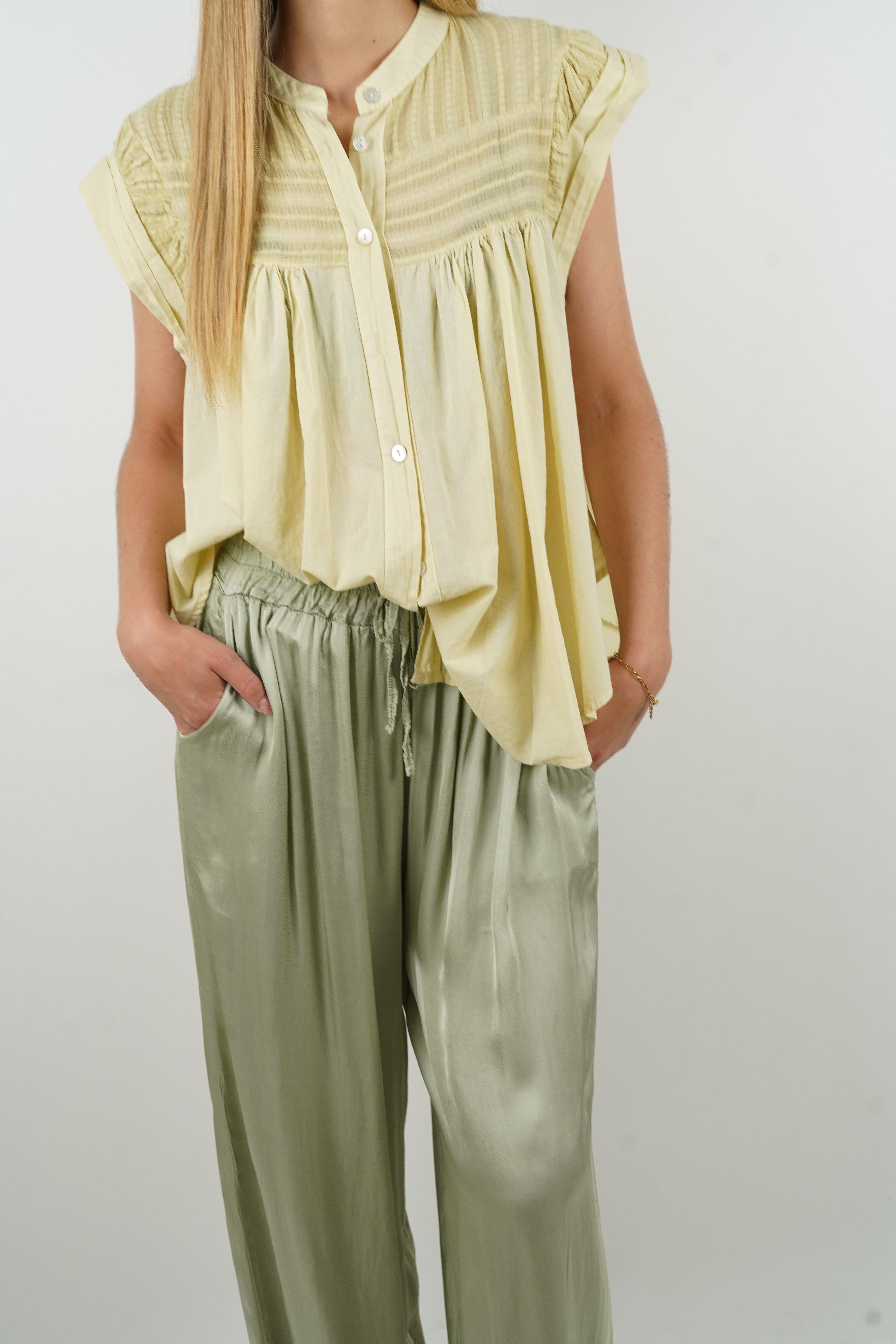 Olive green Giuseppa silk pants