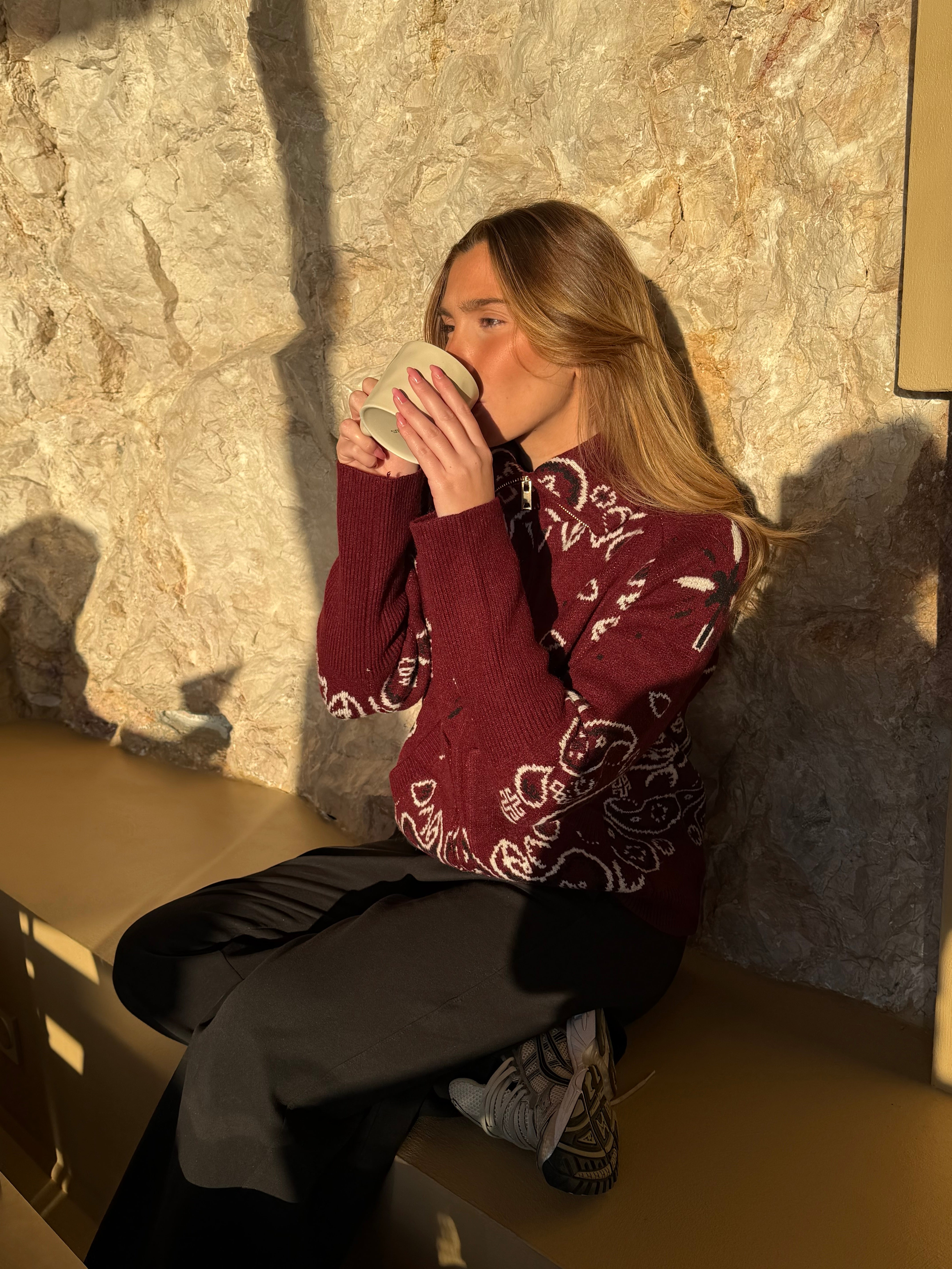 Carla-liivi bordeaux