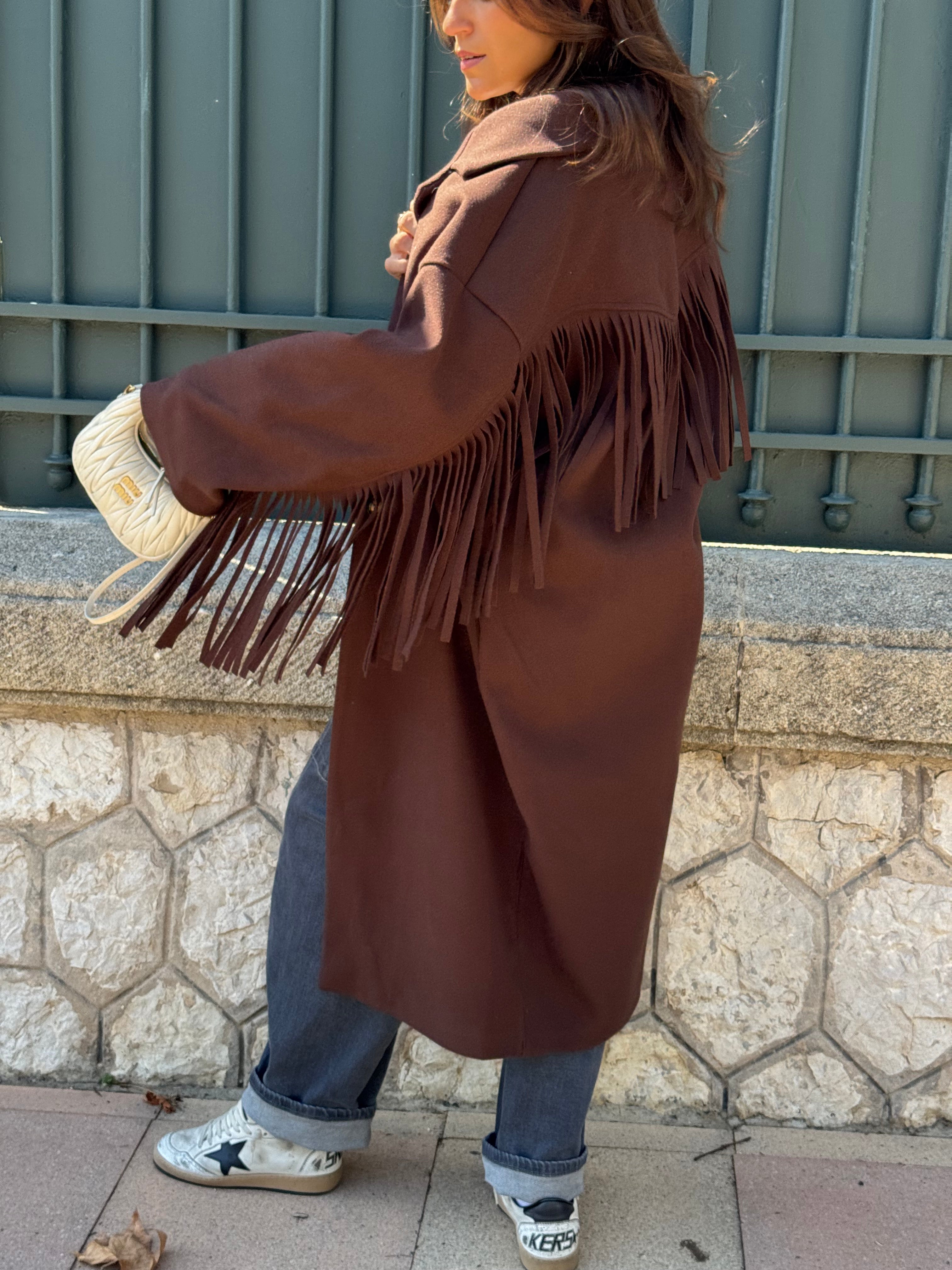 معطف لينا بني