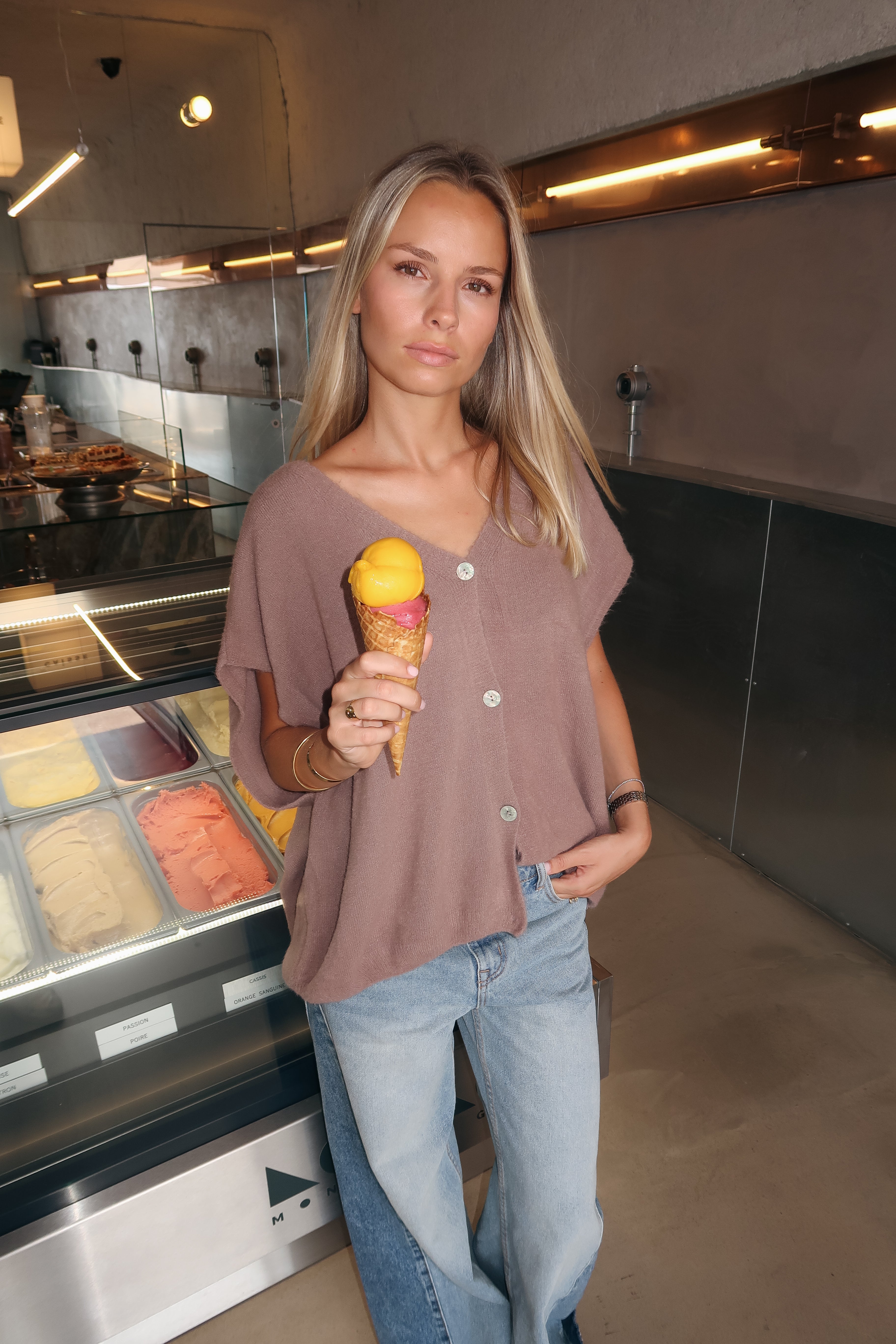 Lucie taupe vest