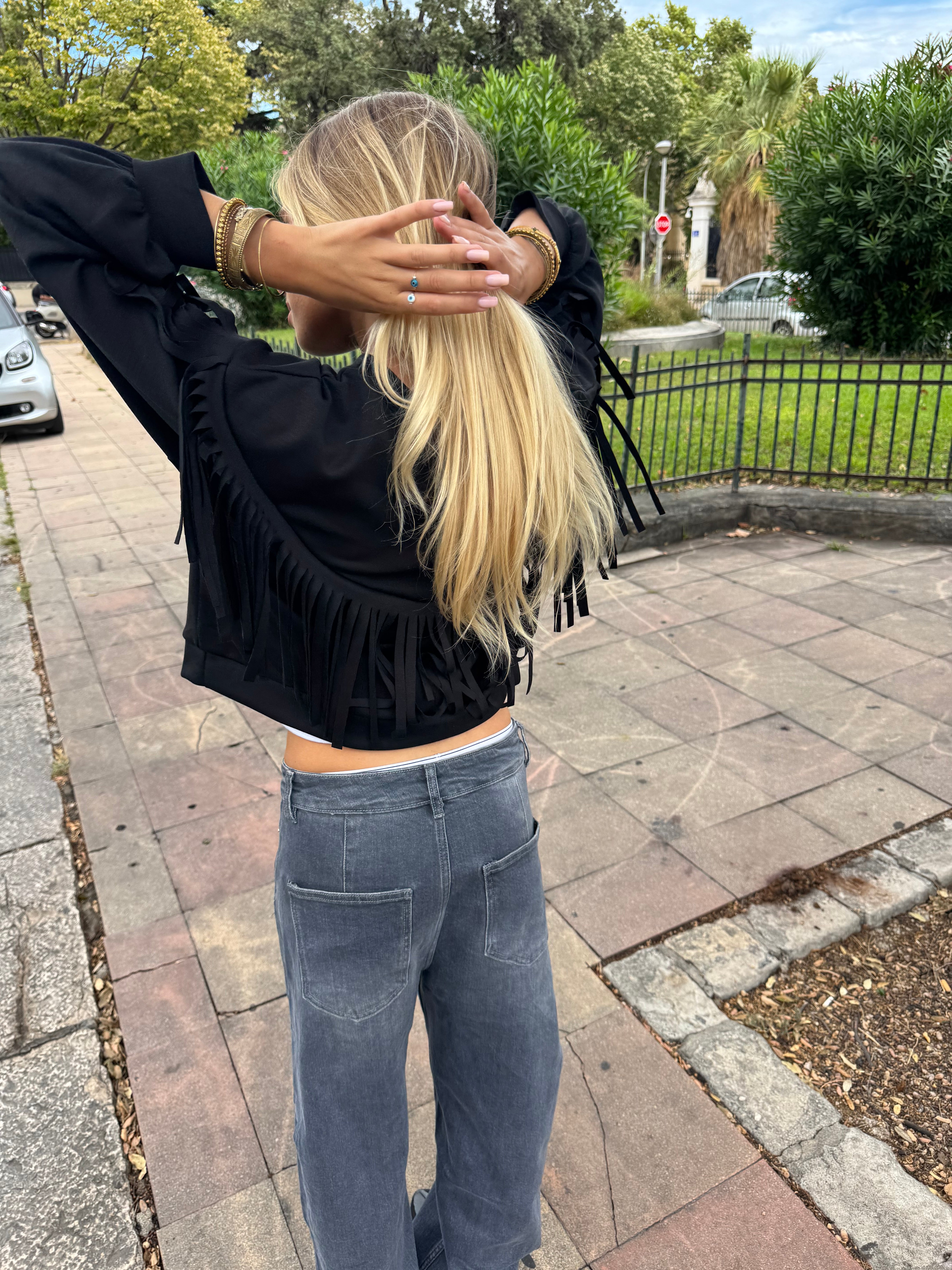 Sudadera negra Lydia
