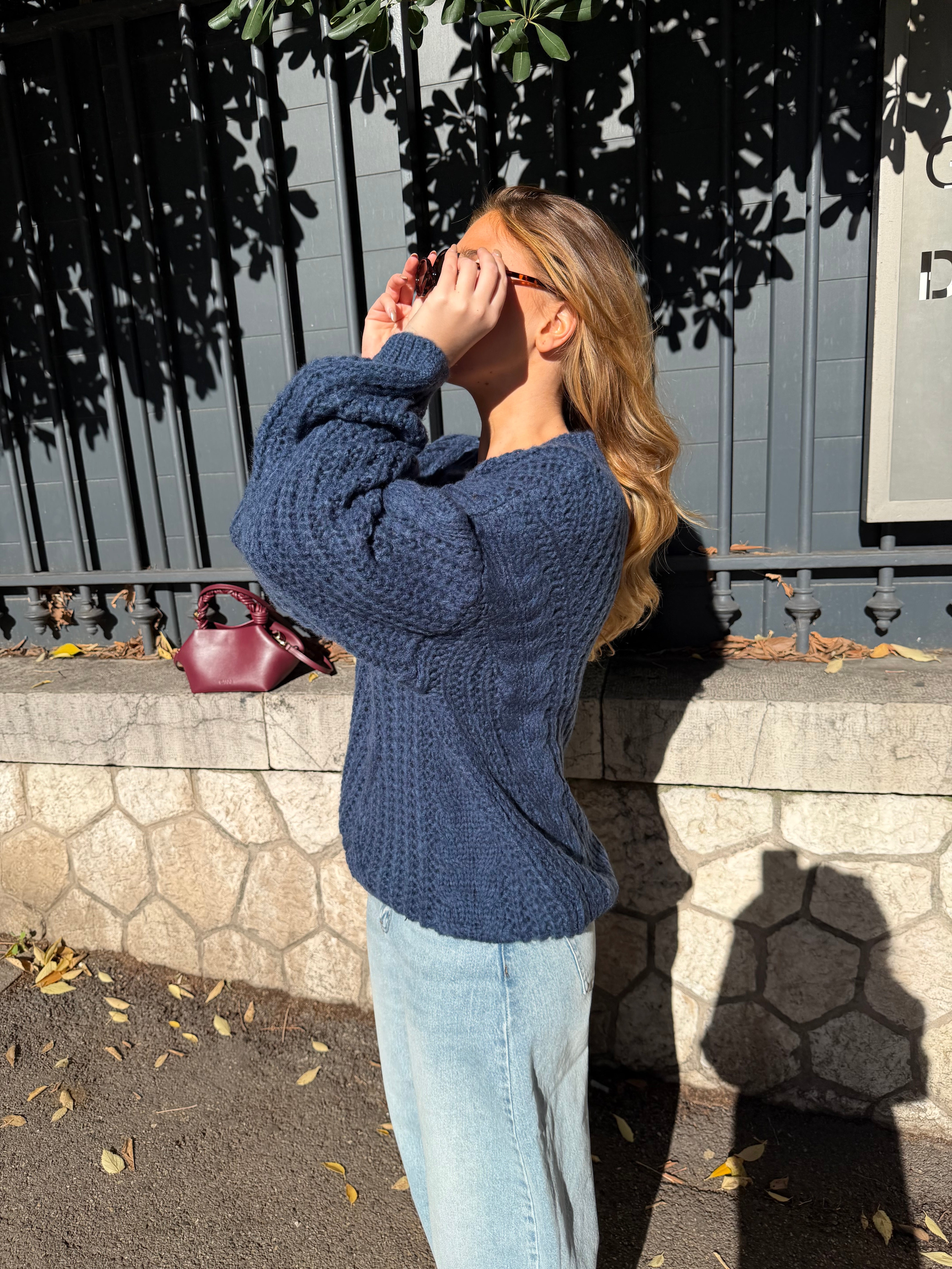 Monica marineblauer Pullover