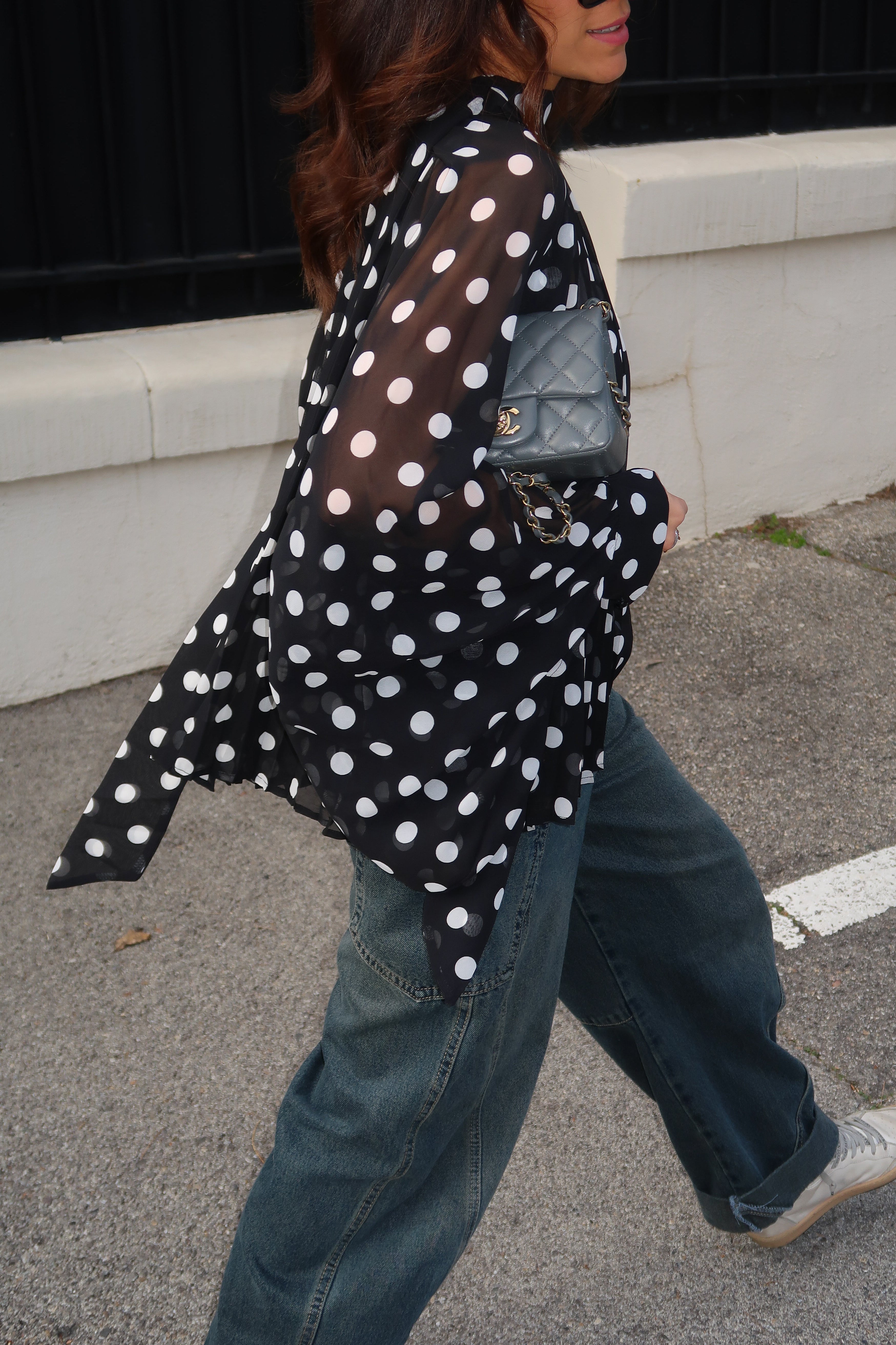 بلوزة إلينور سوداء