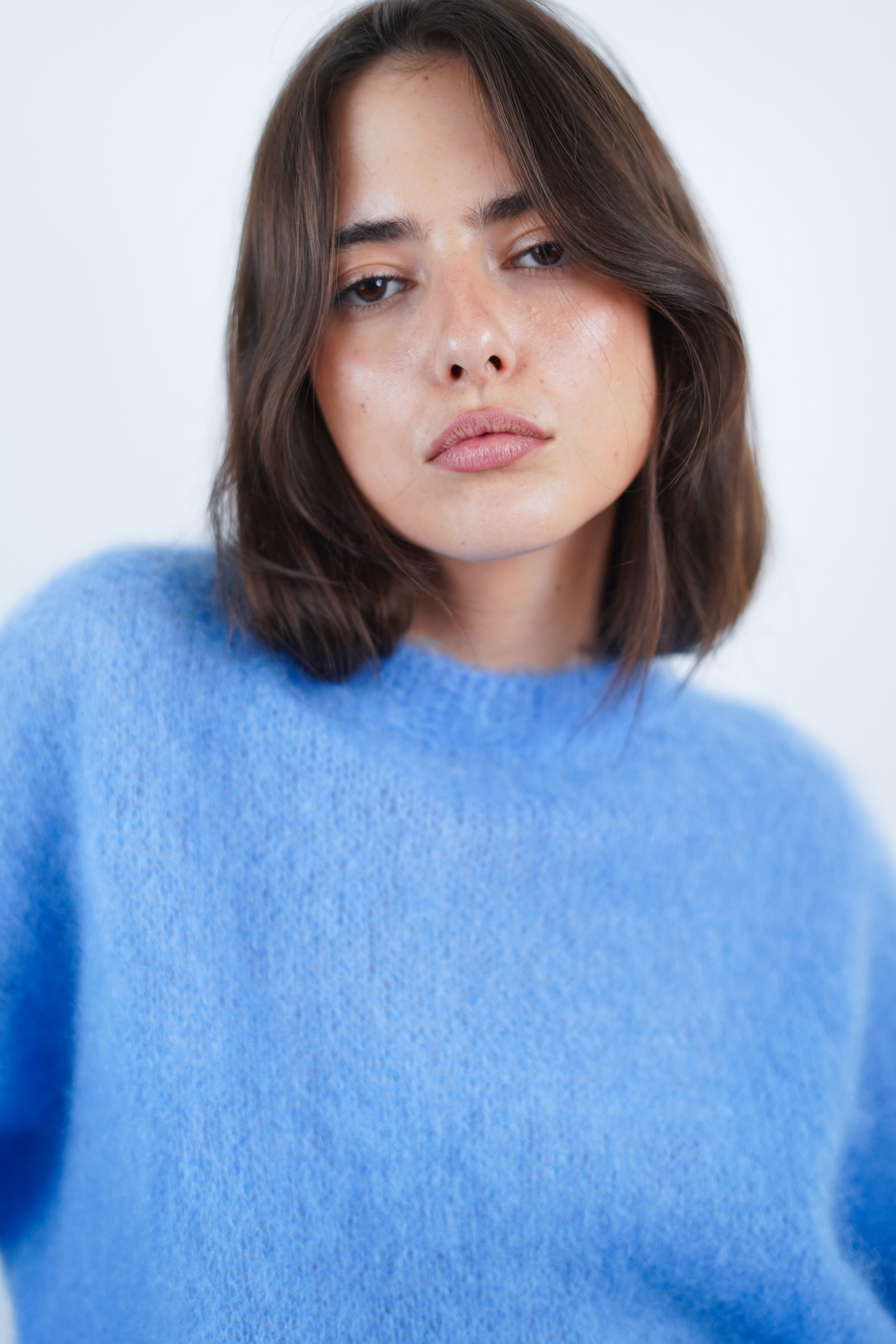 Lucie blauer Mohairpullover