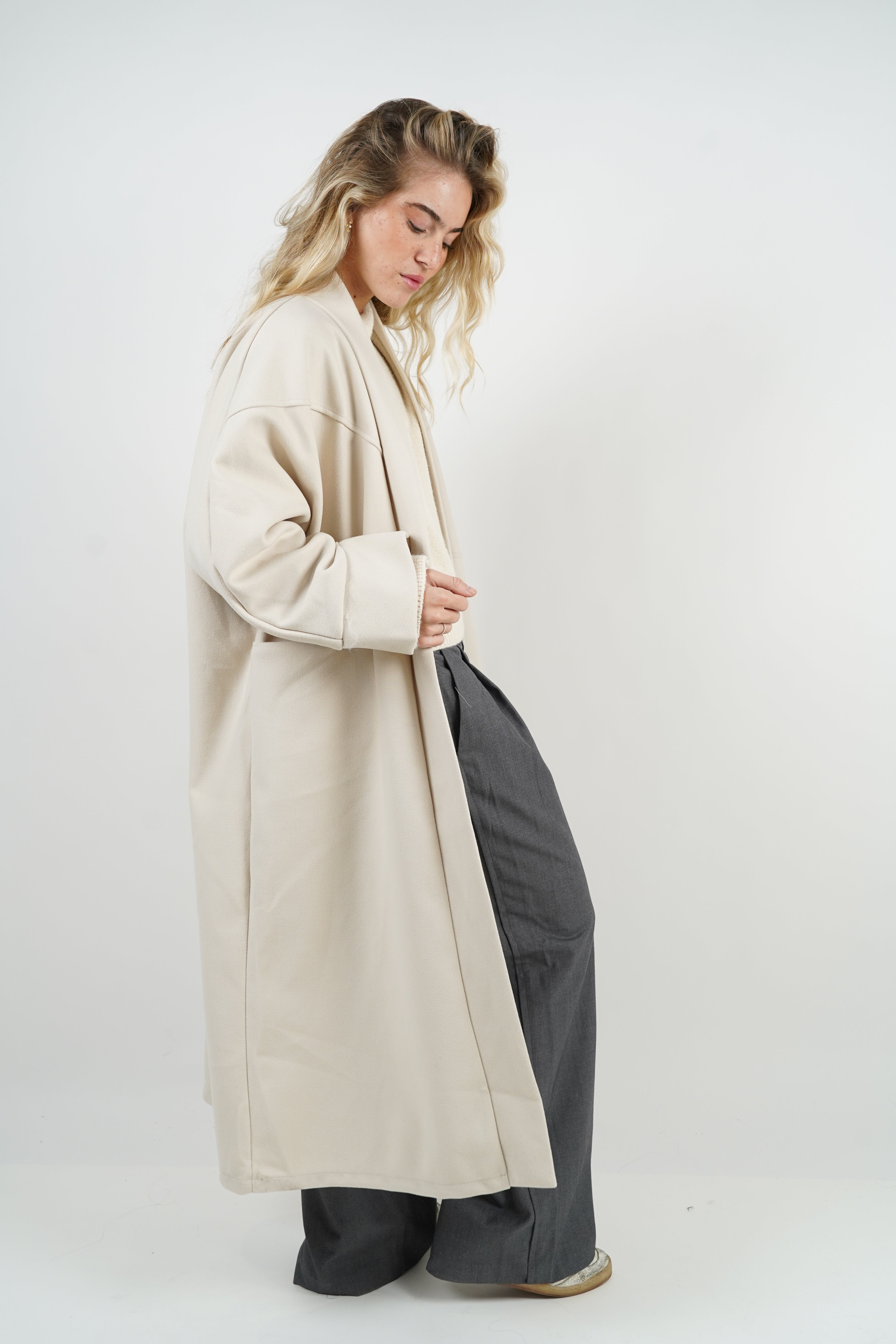 Lya beige coat