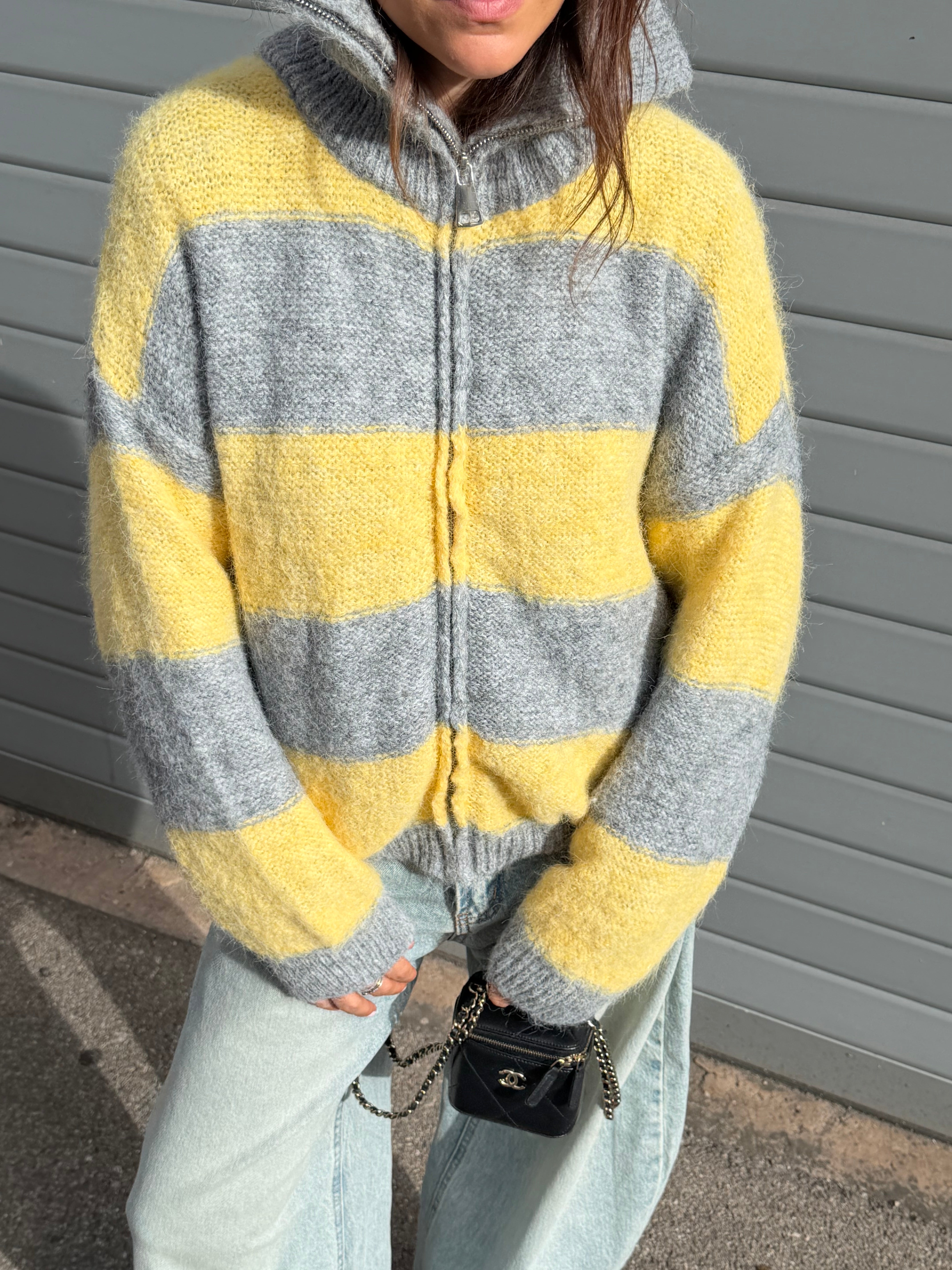 Gracie yellow and grey vest