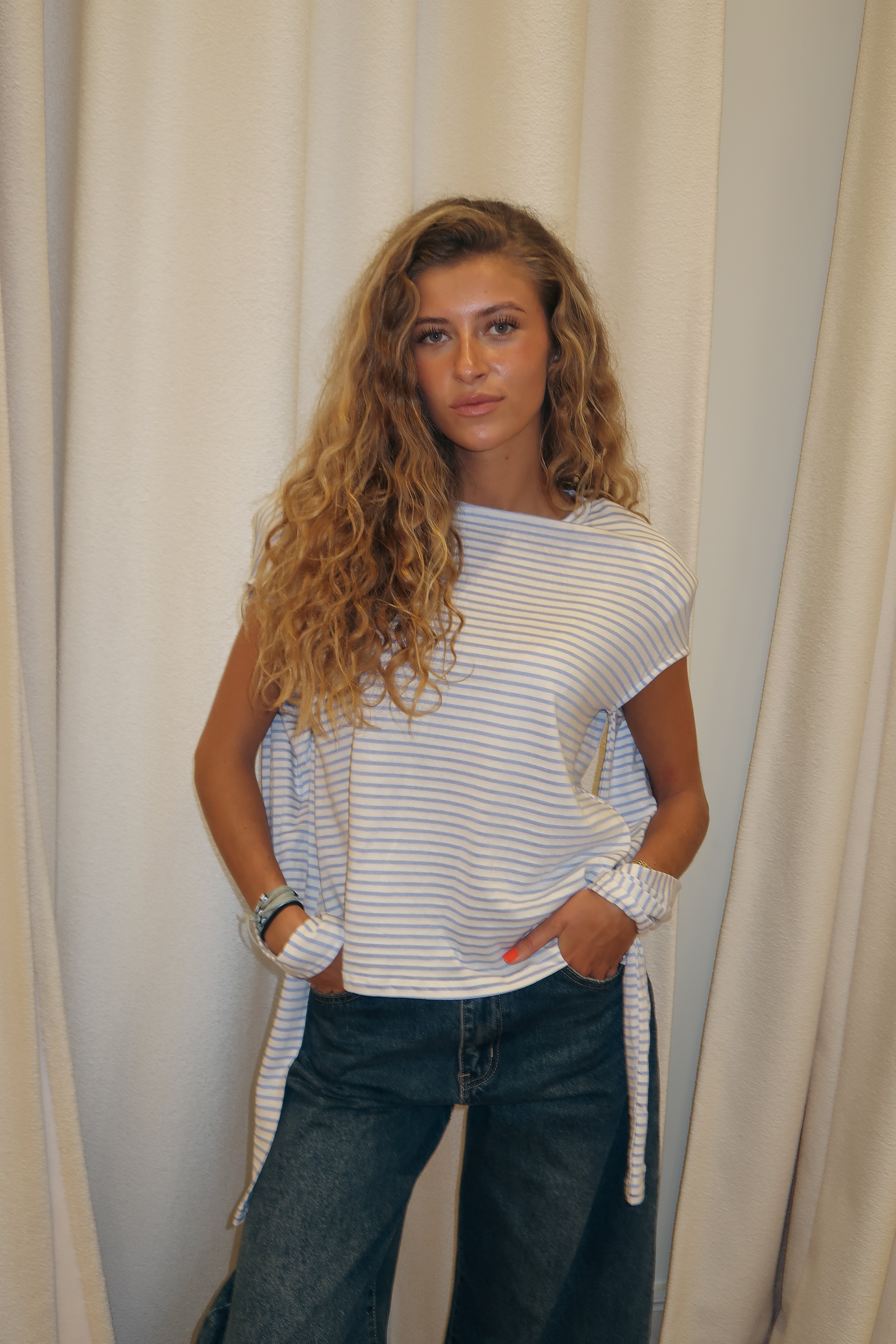 Giulia white and sky blue T-shirt