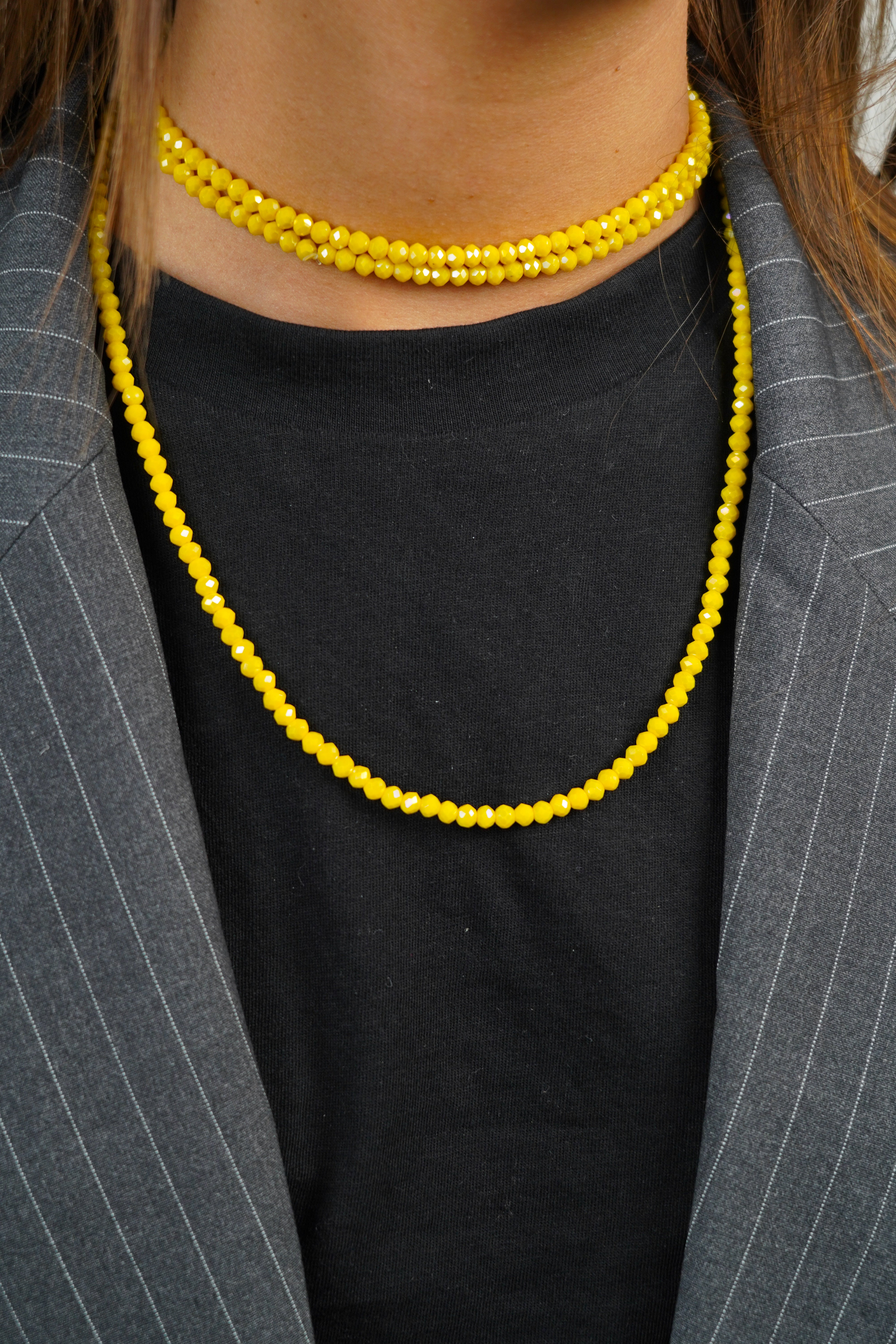 Collier en perles jaune