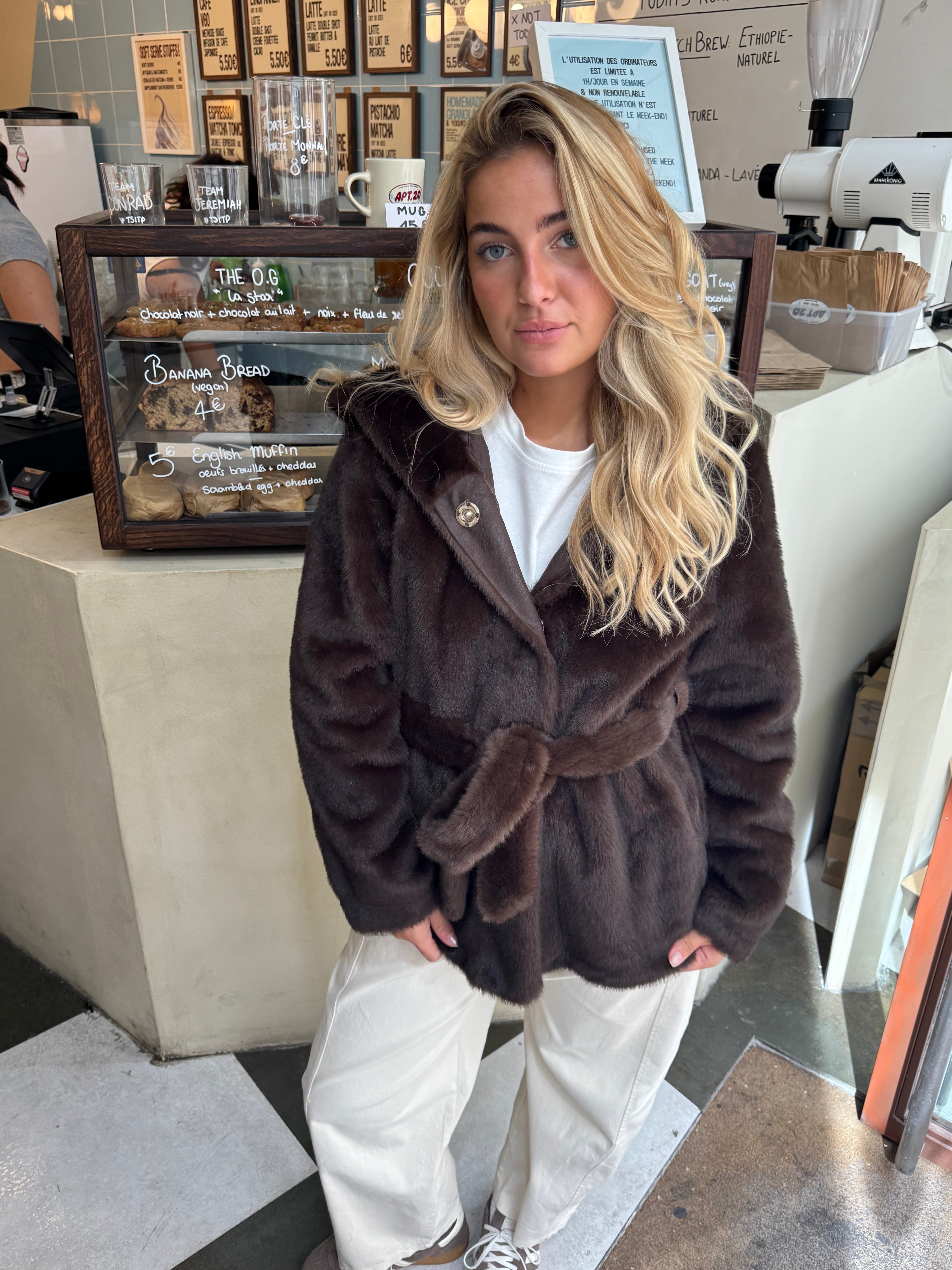 Astrid brauner Mantel