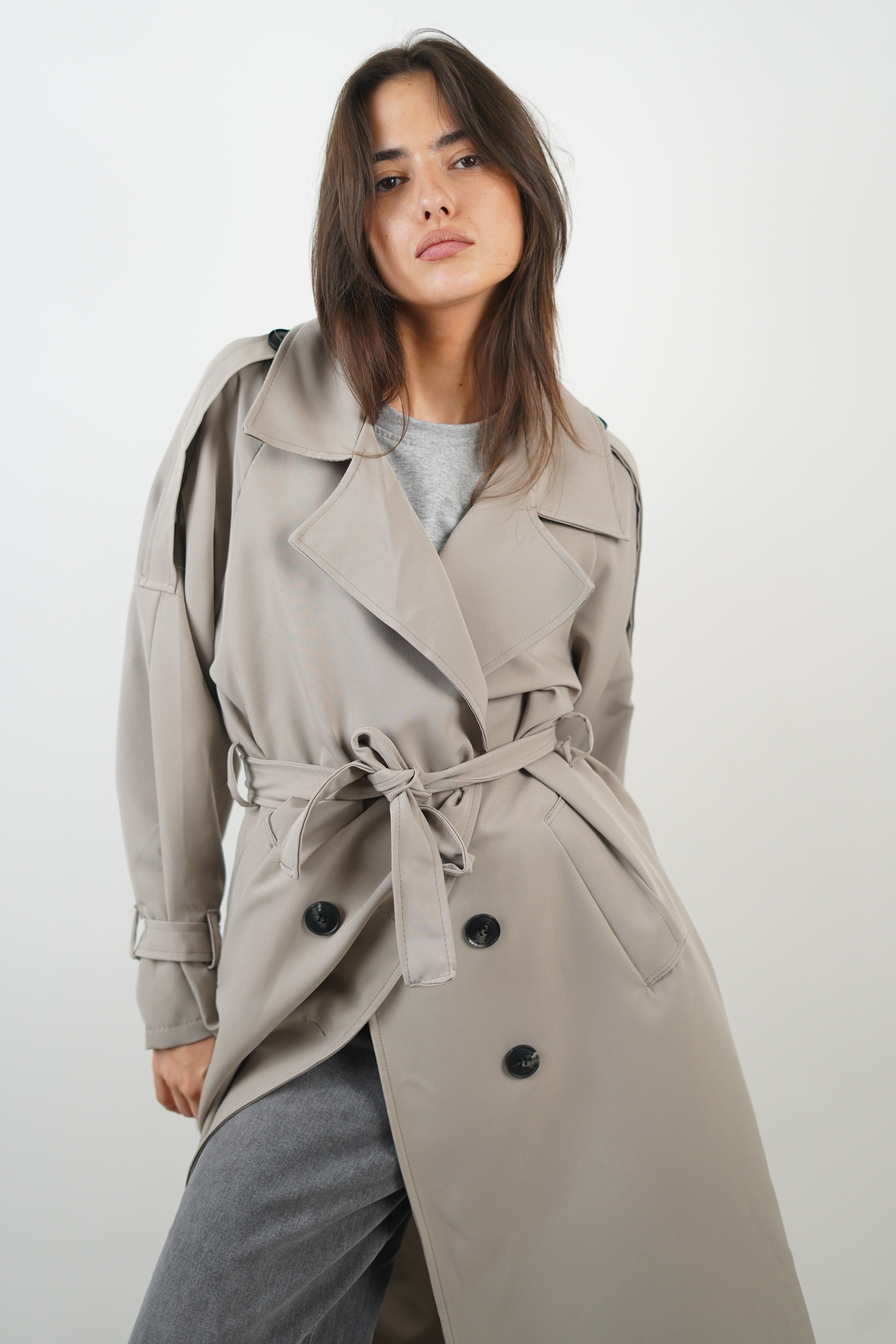 Lola helltaupefarbener Trenchcoat