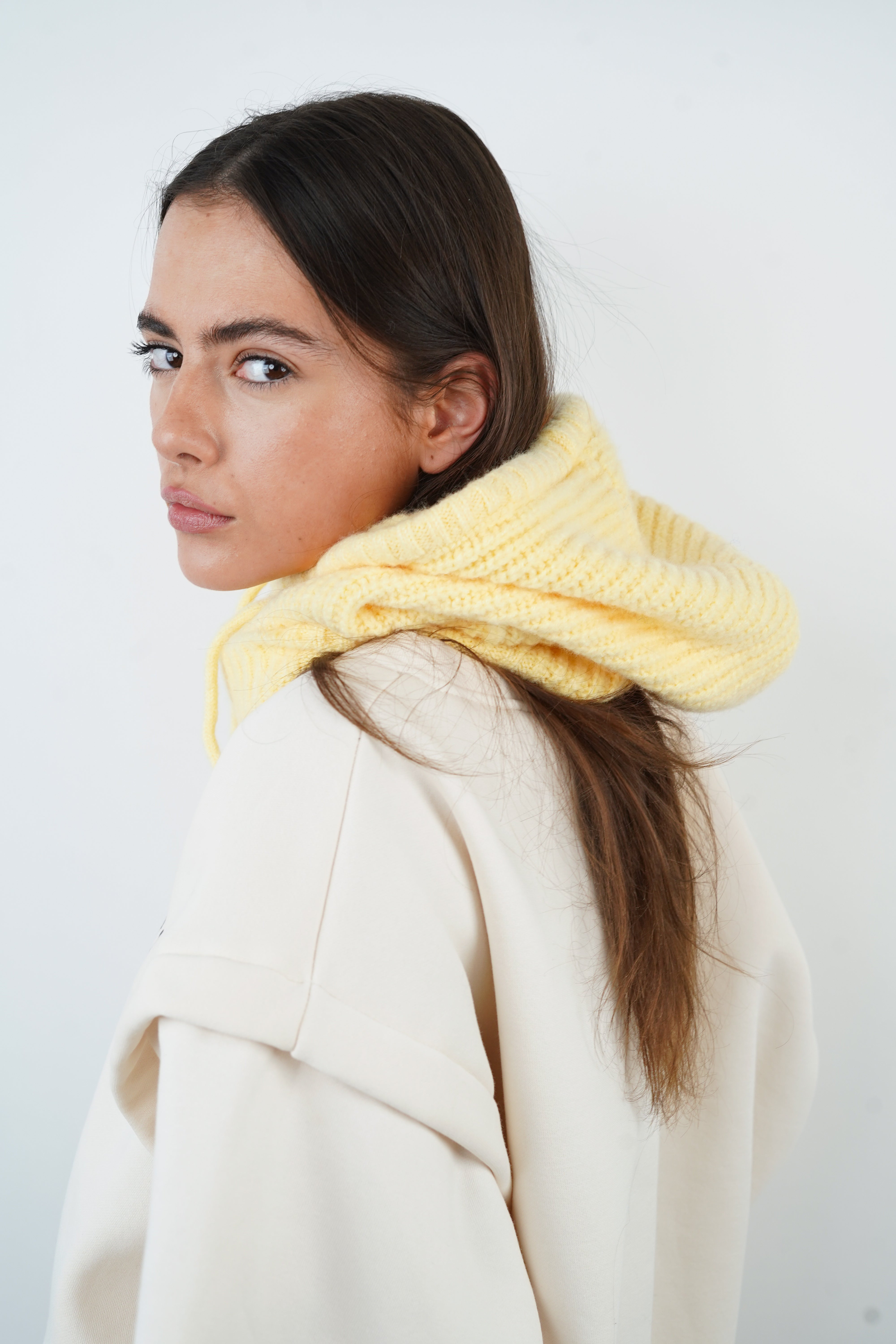 Diana yellow hood