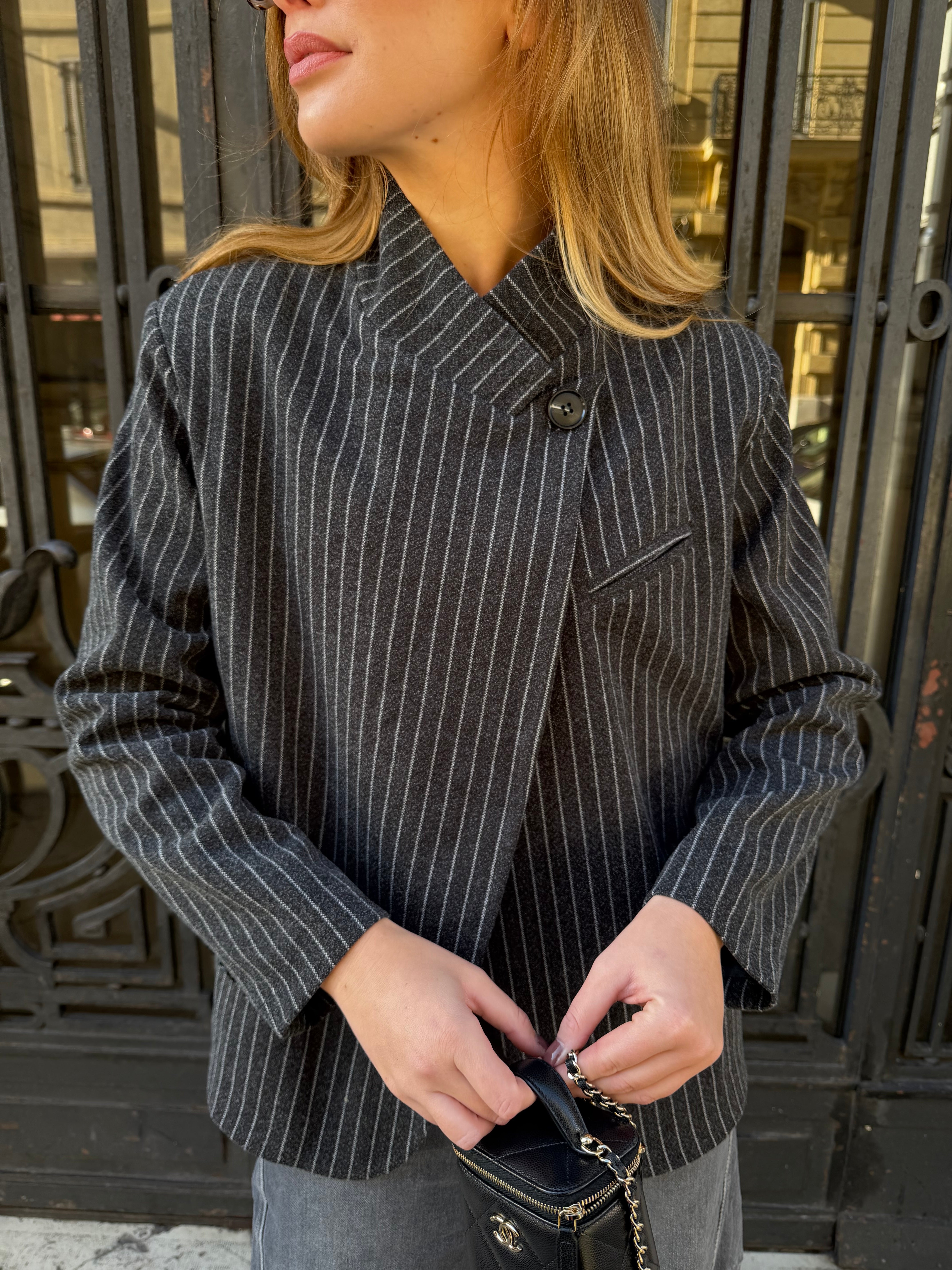 Dunkelgrauer Naomi-Blazer