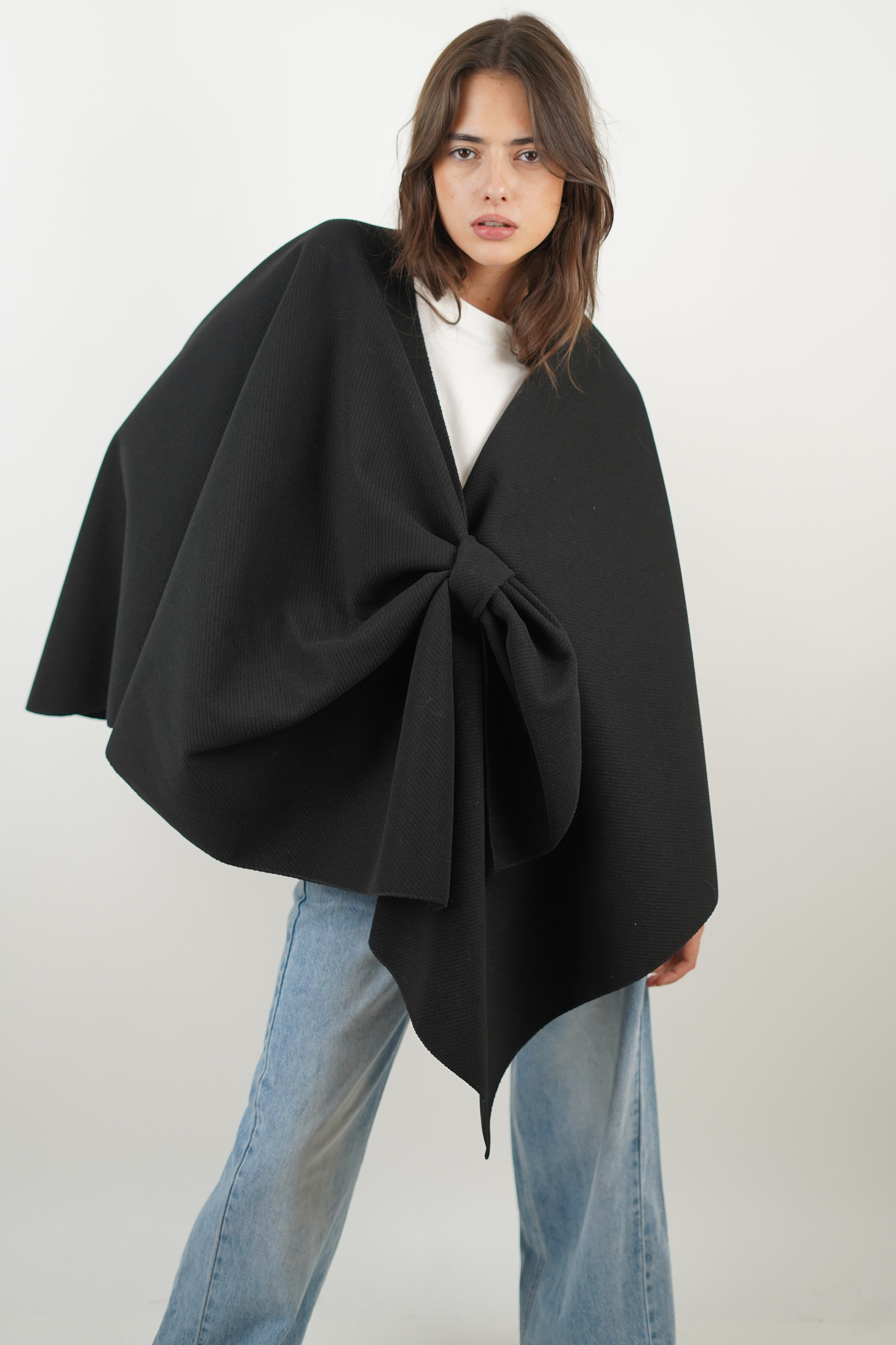 Black Loona Cape