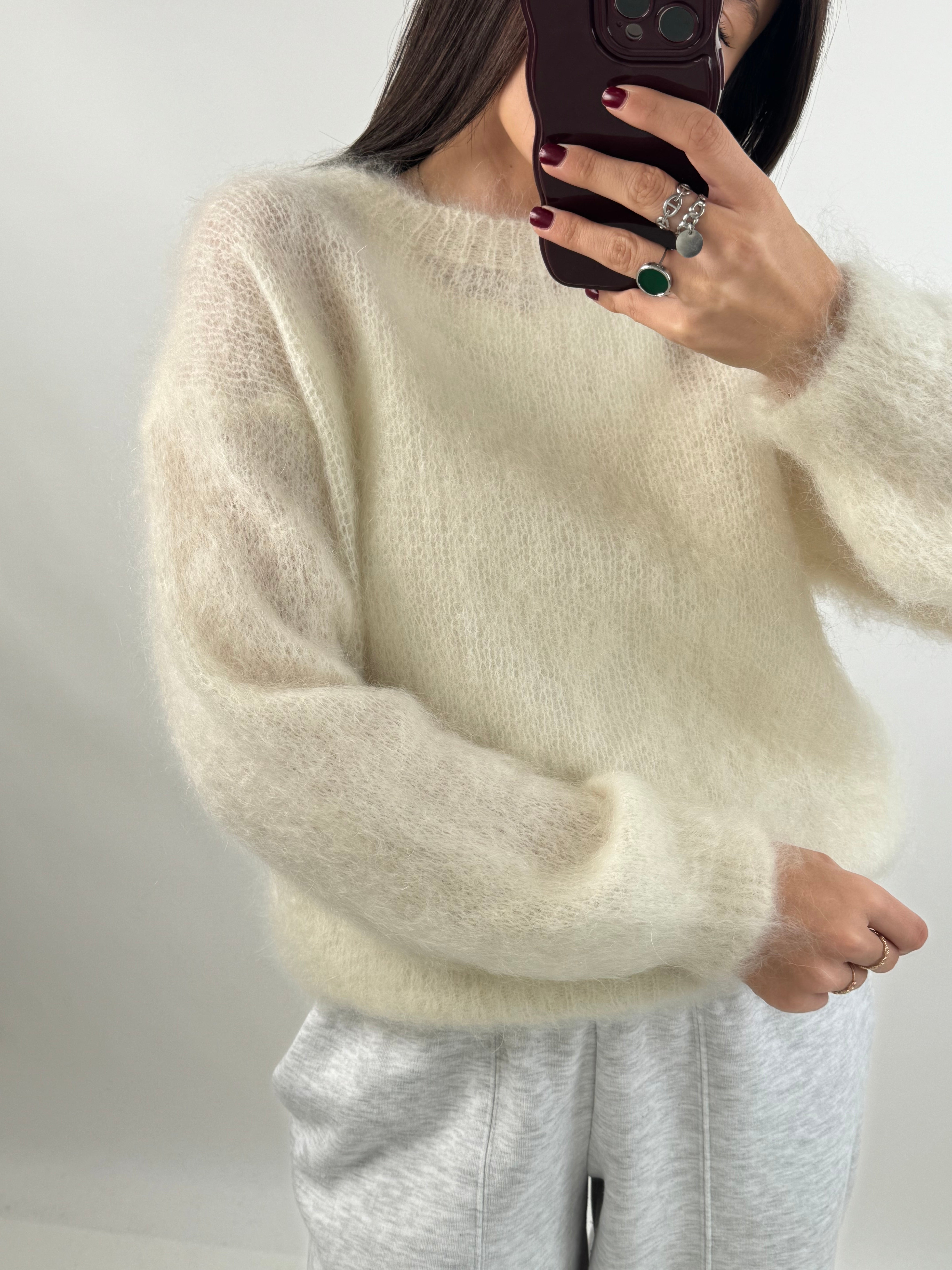 Tea mohair ecru sweater