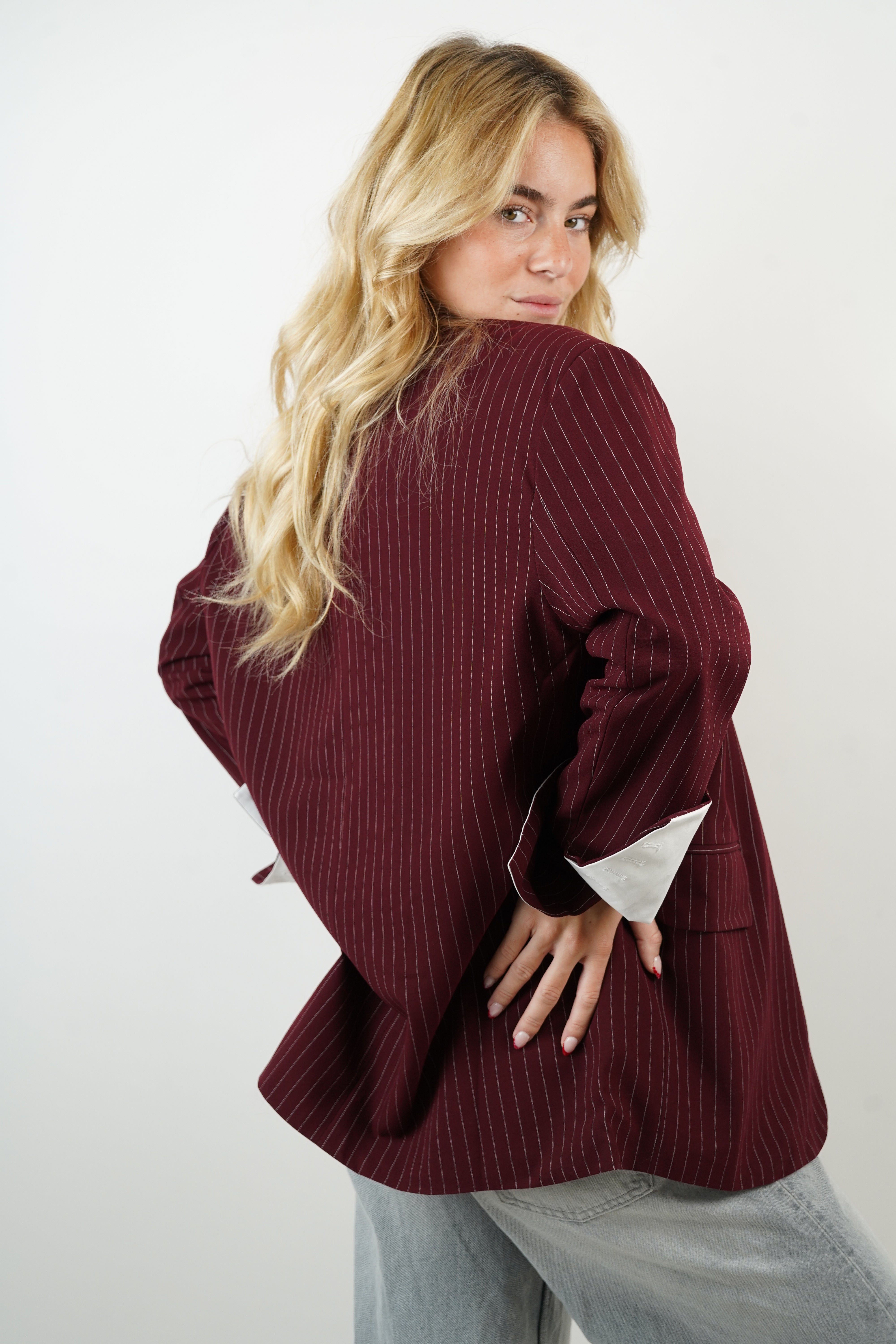 Sia striped burgundy blazer