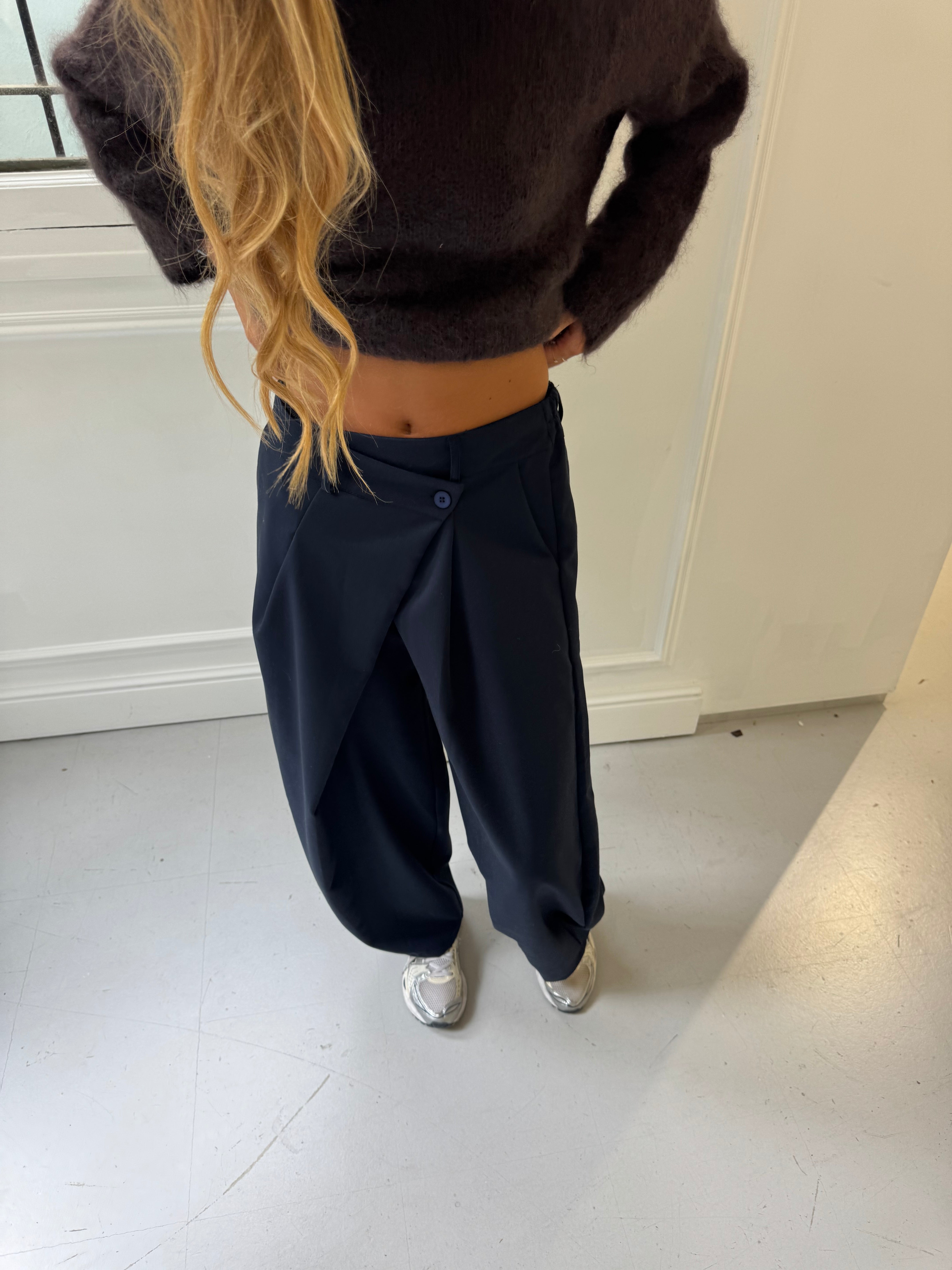 Marineblaue Bennie-Hose