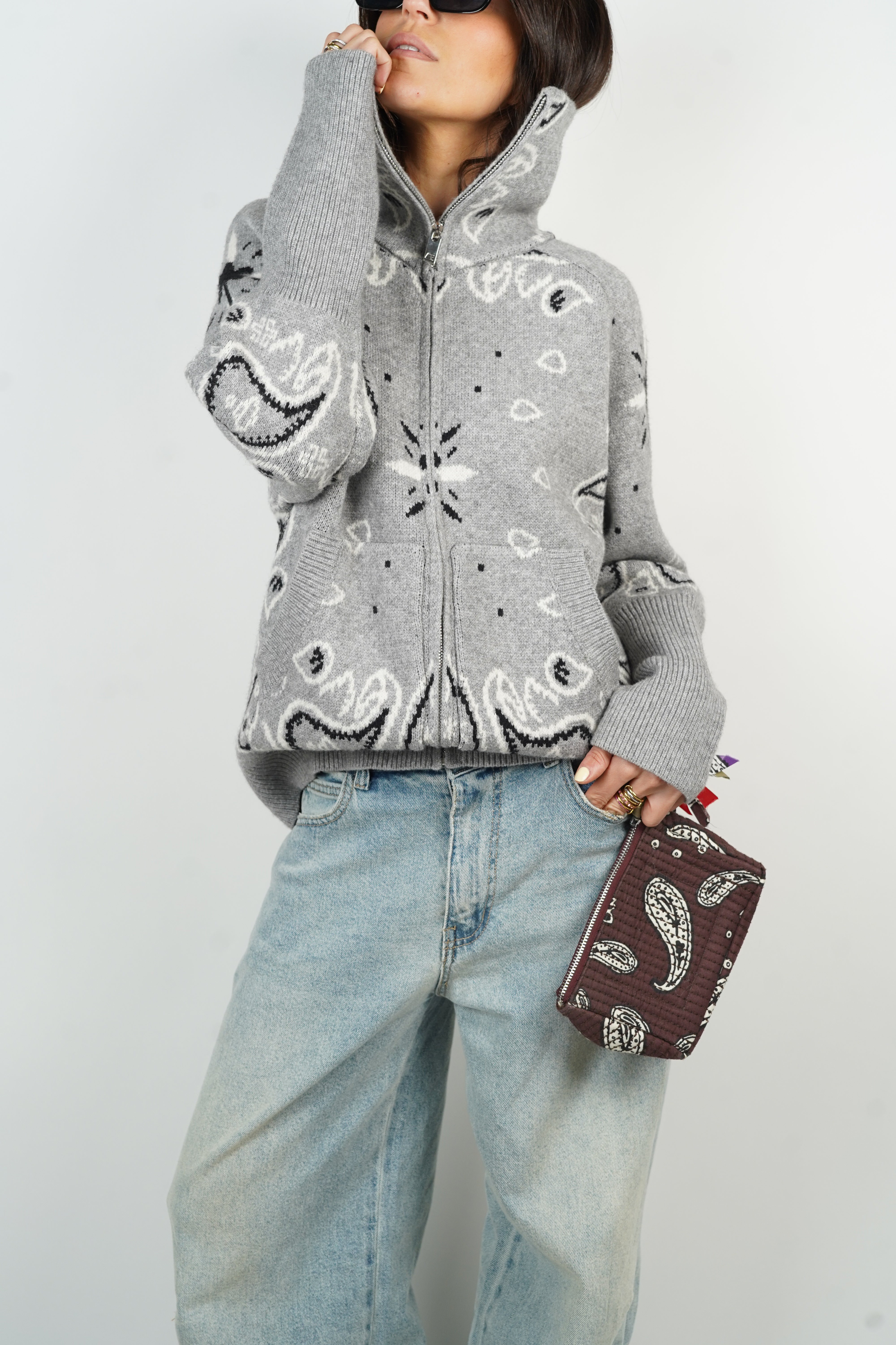 سترة كارلا رمادية