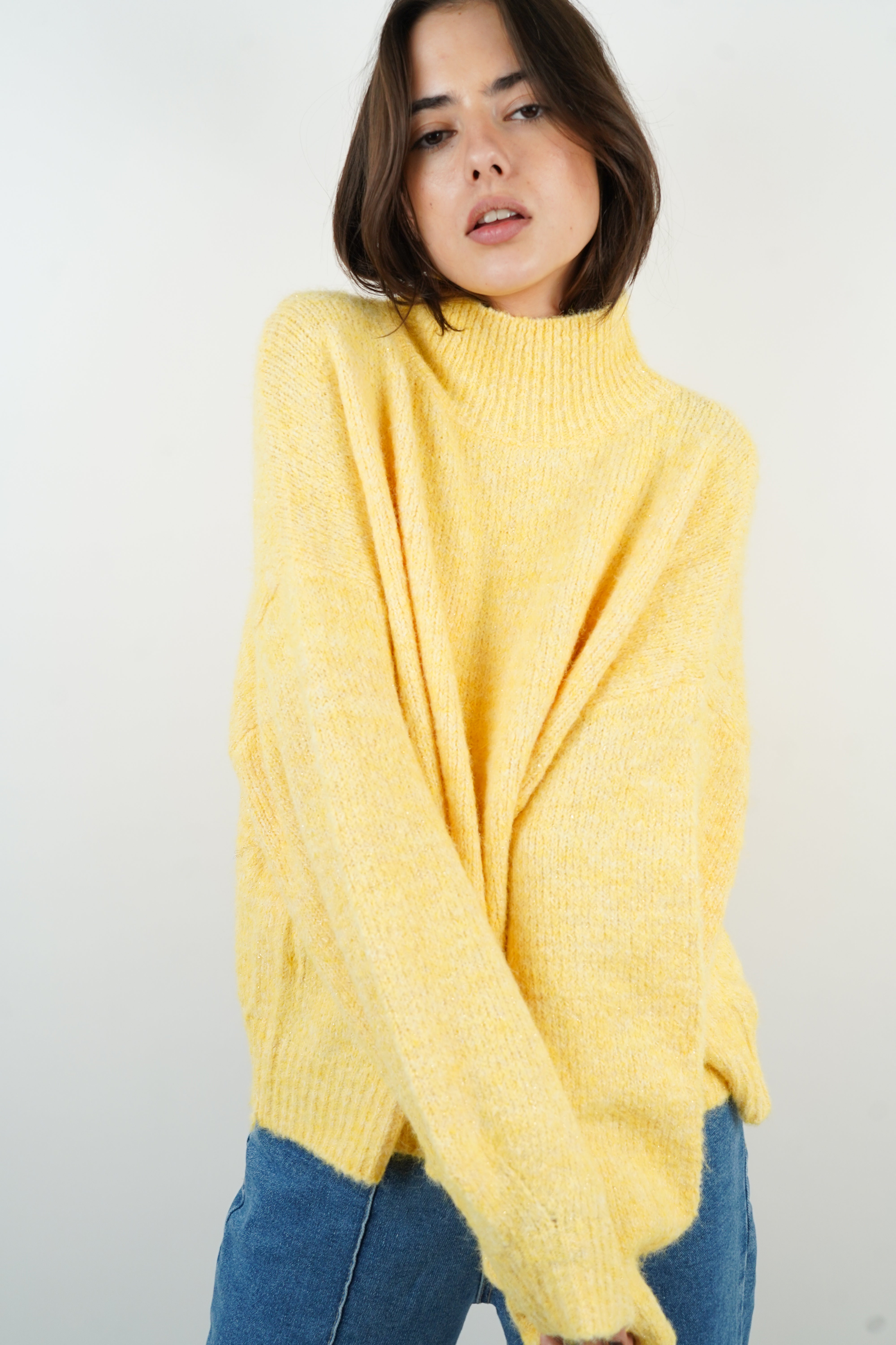 Nora yellow sweater