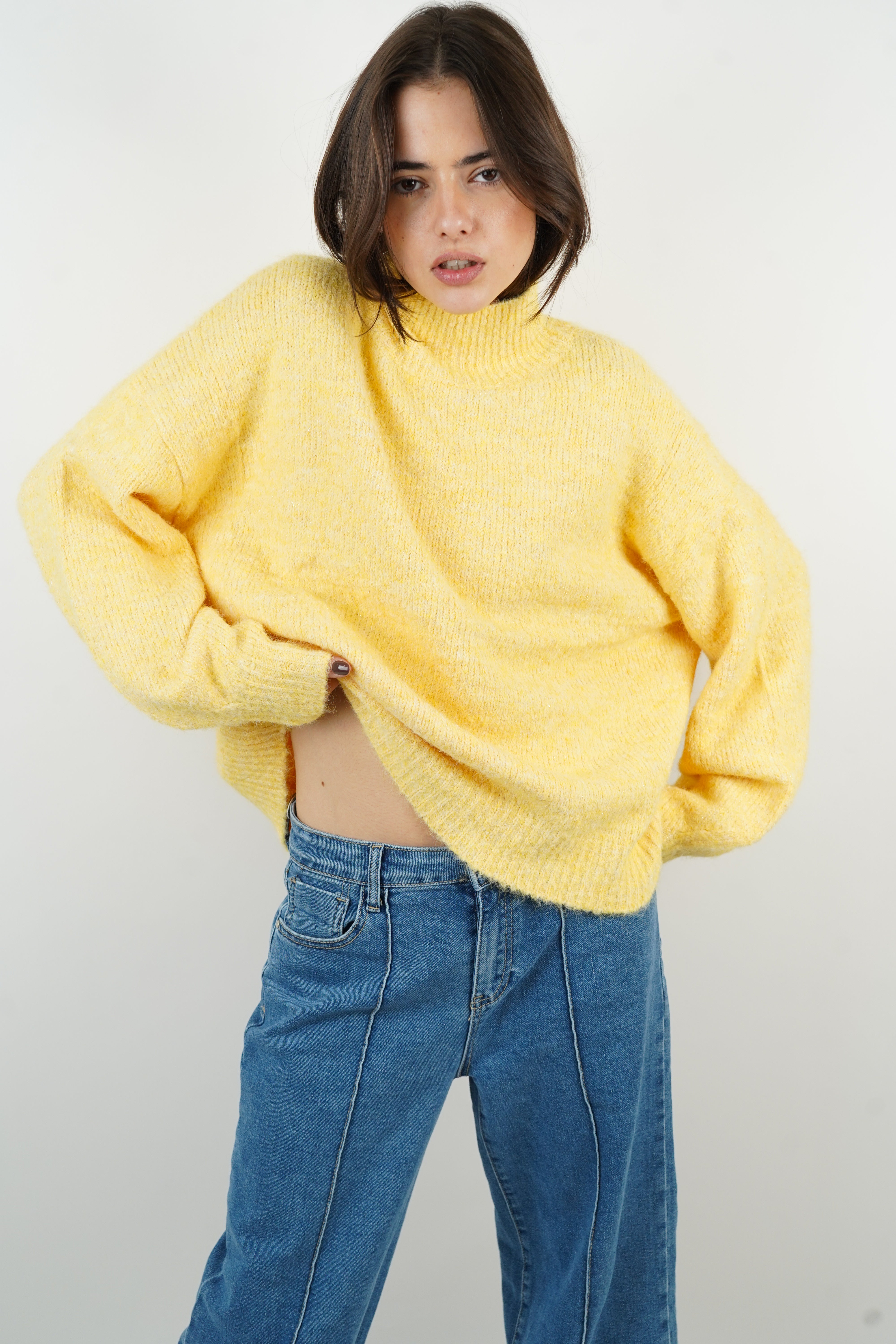 Nora yellow sweater