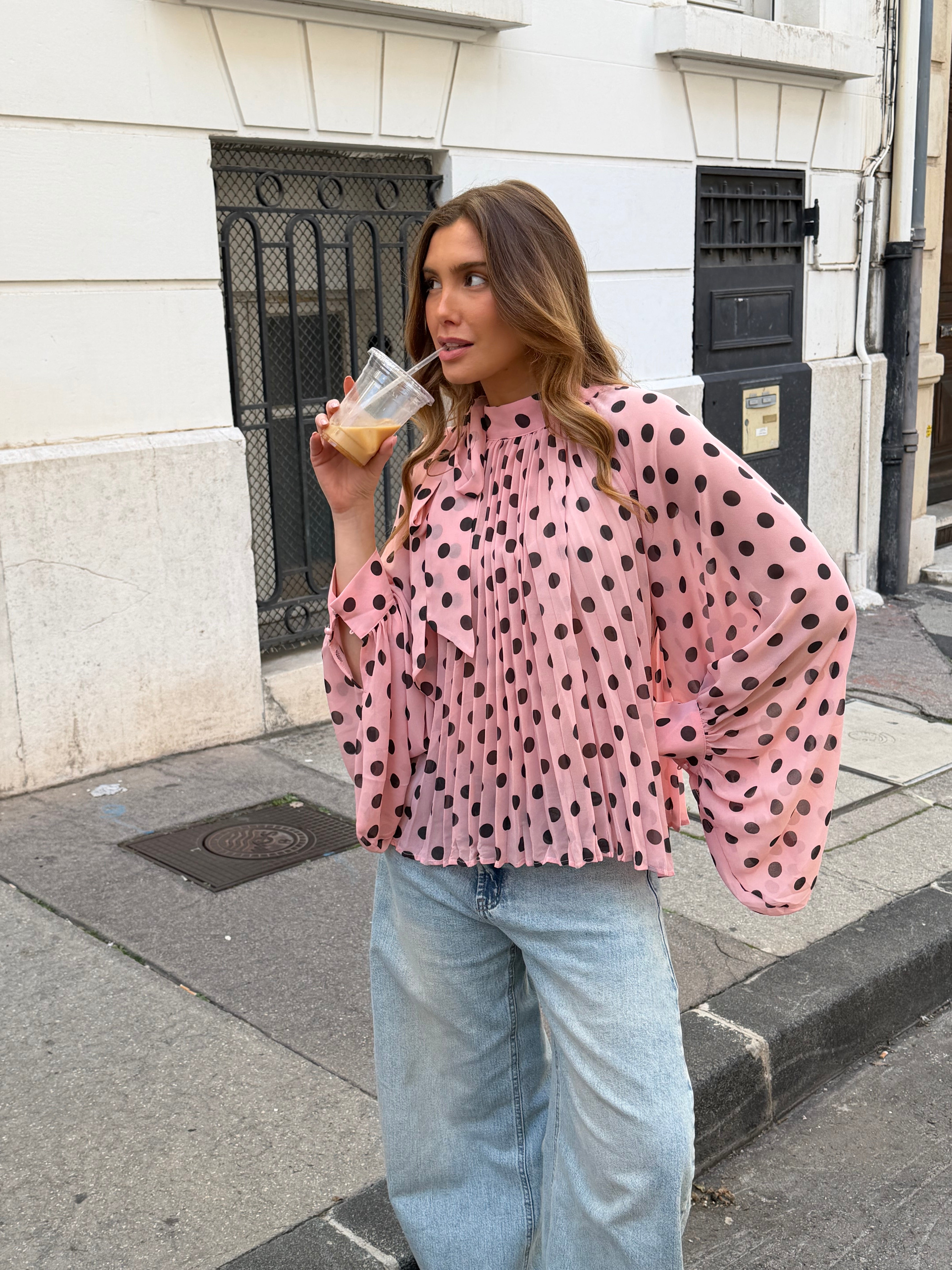 بلوزة إلينور وردية