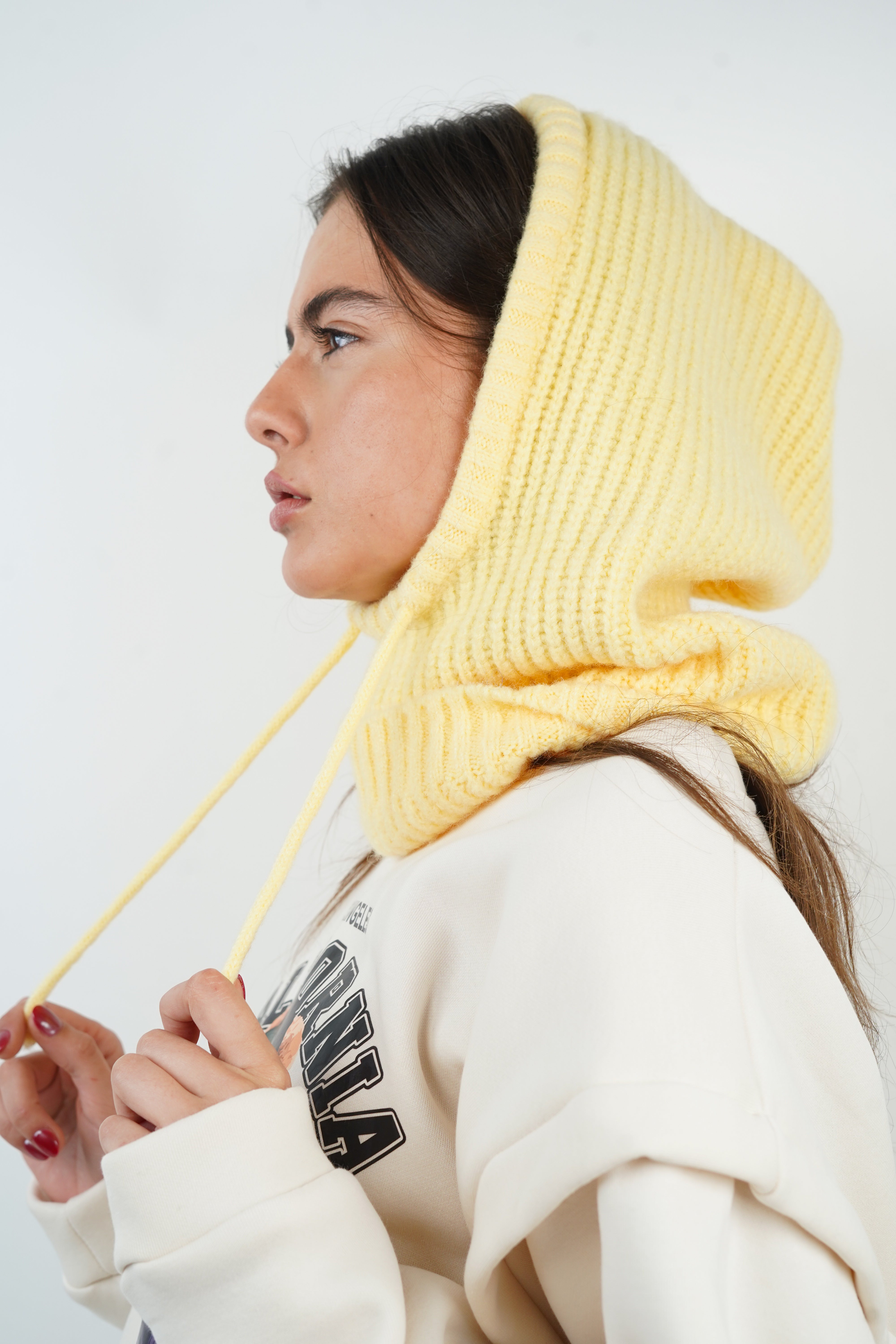 Diana yellow hood