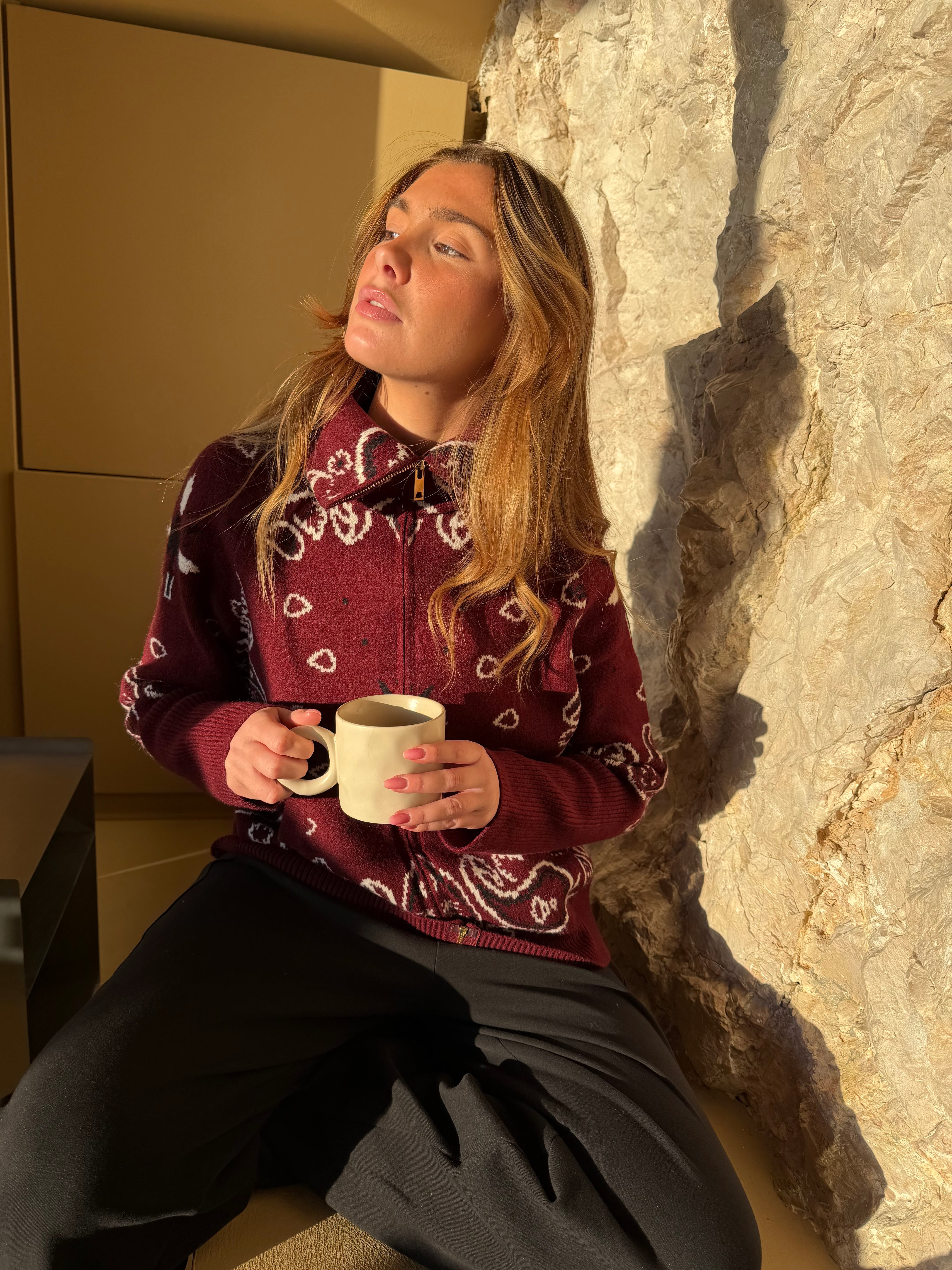 Carla bordeauxrote Weste