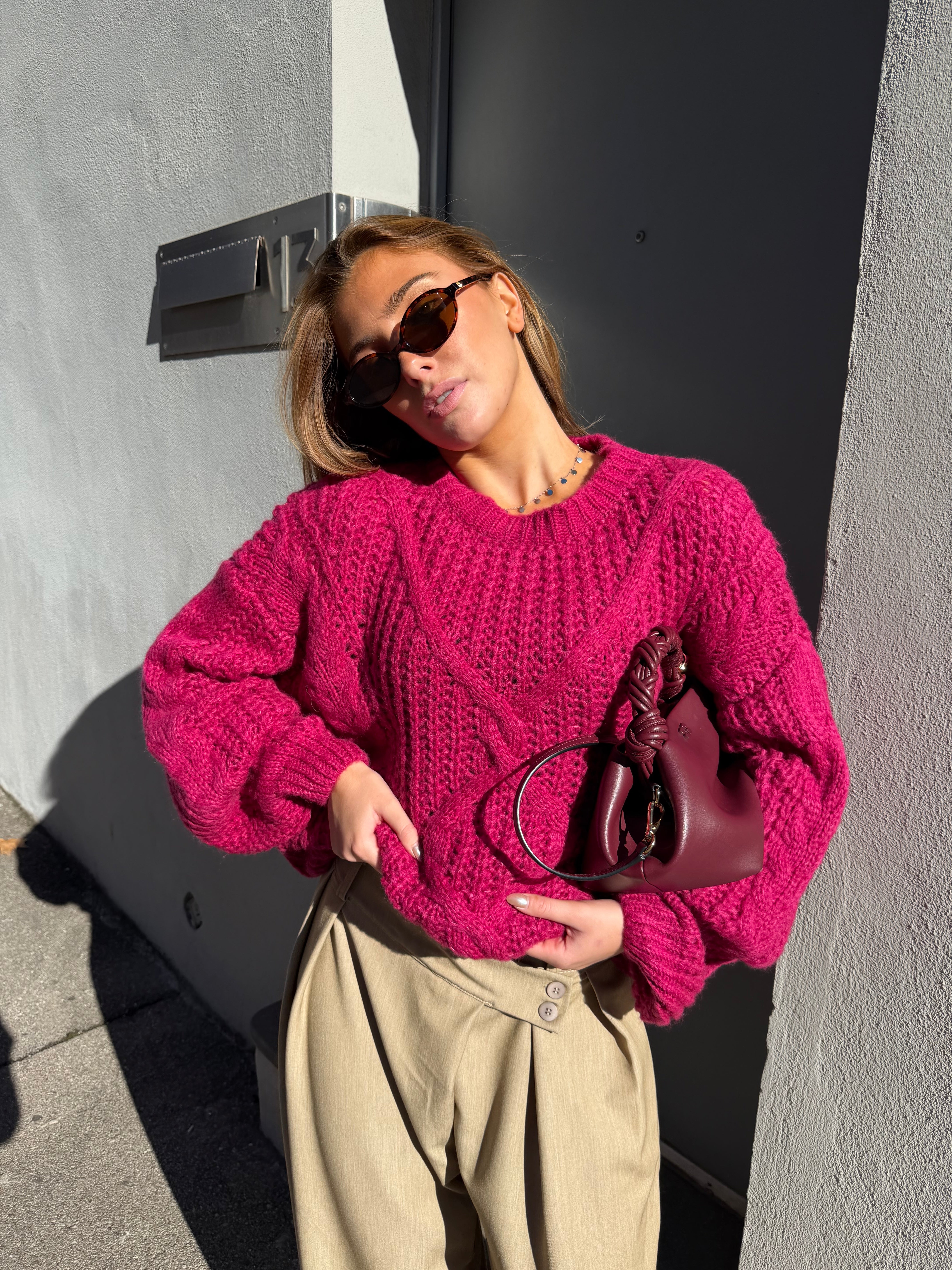 Monica fuchsiafarbener Pullover