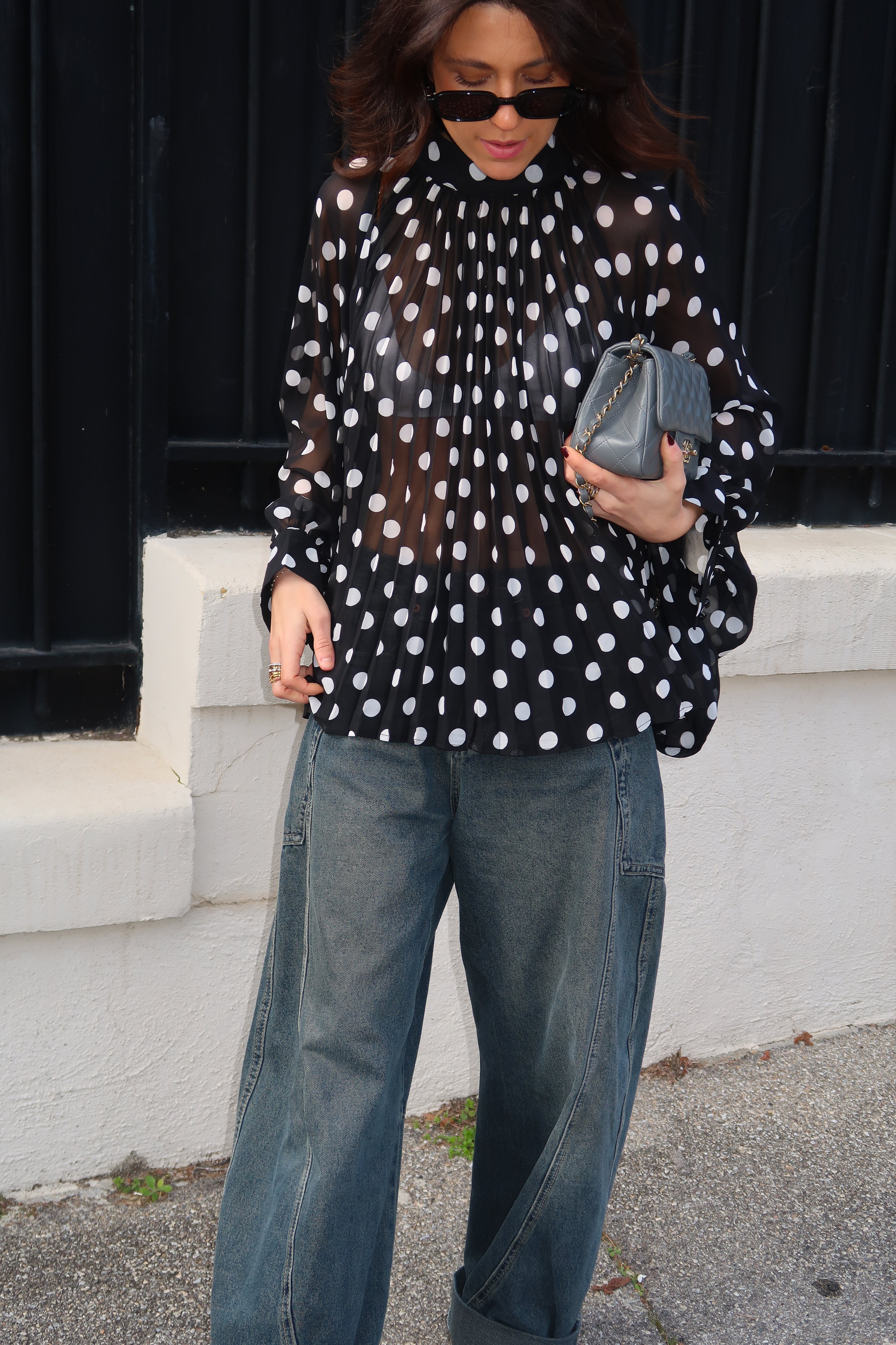 بلوزة إلينور سوداء