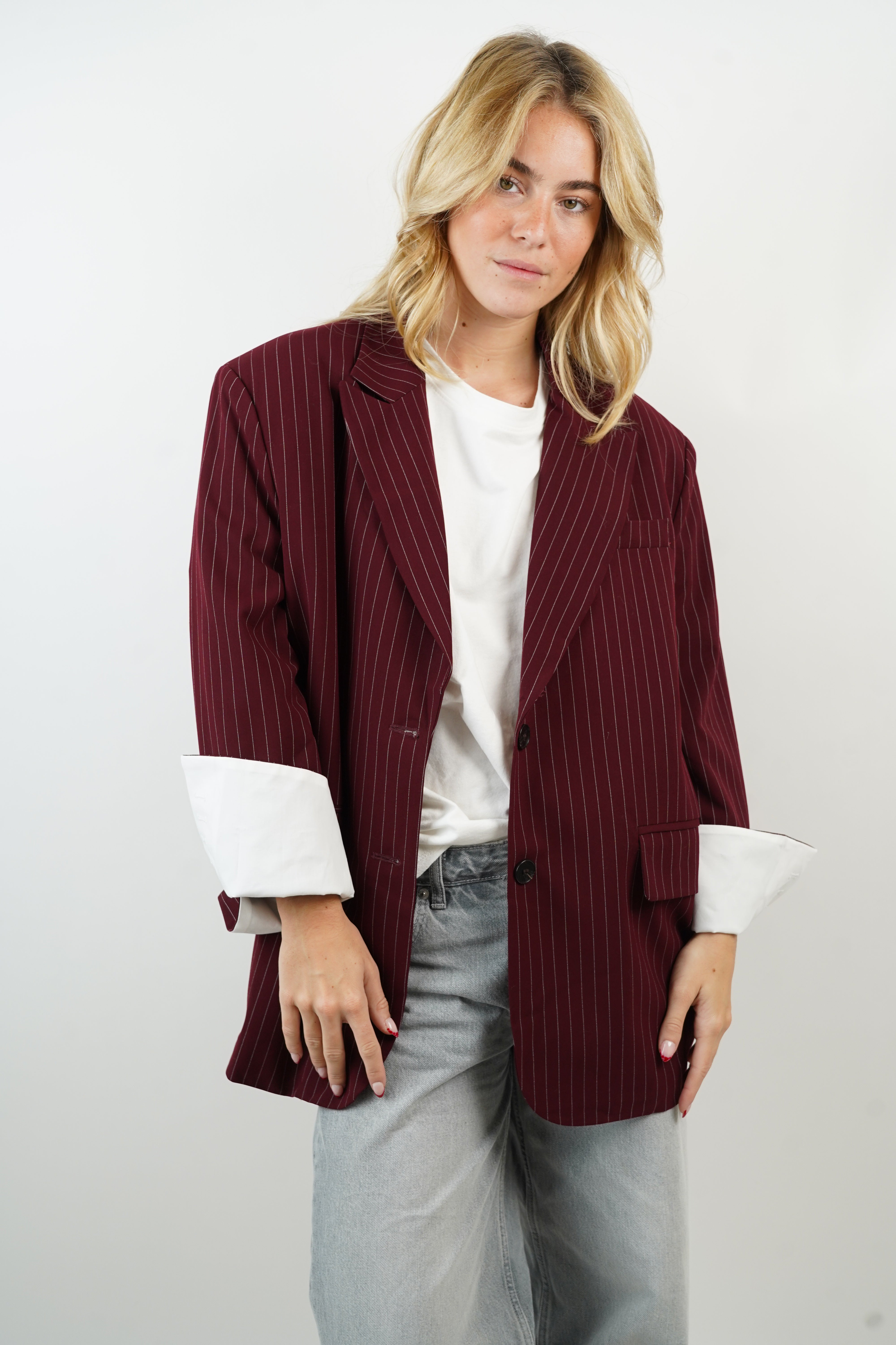 Sia striped burgundy blazer