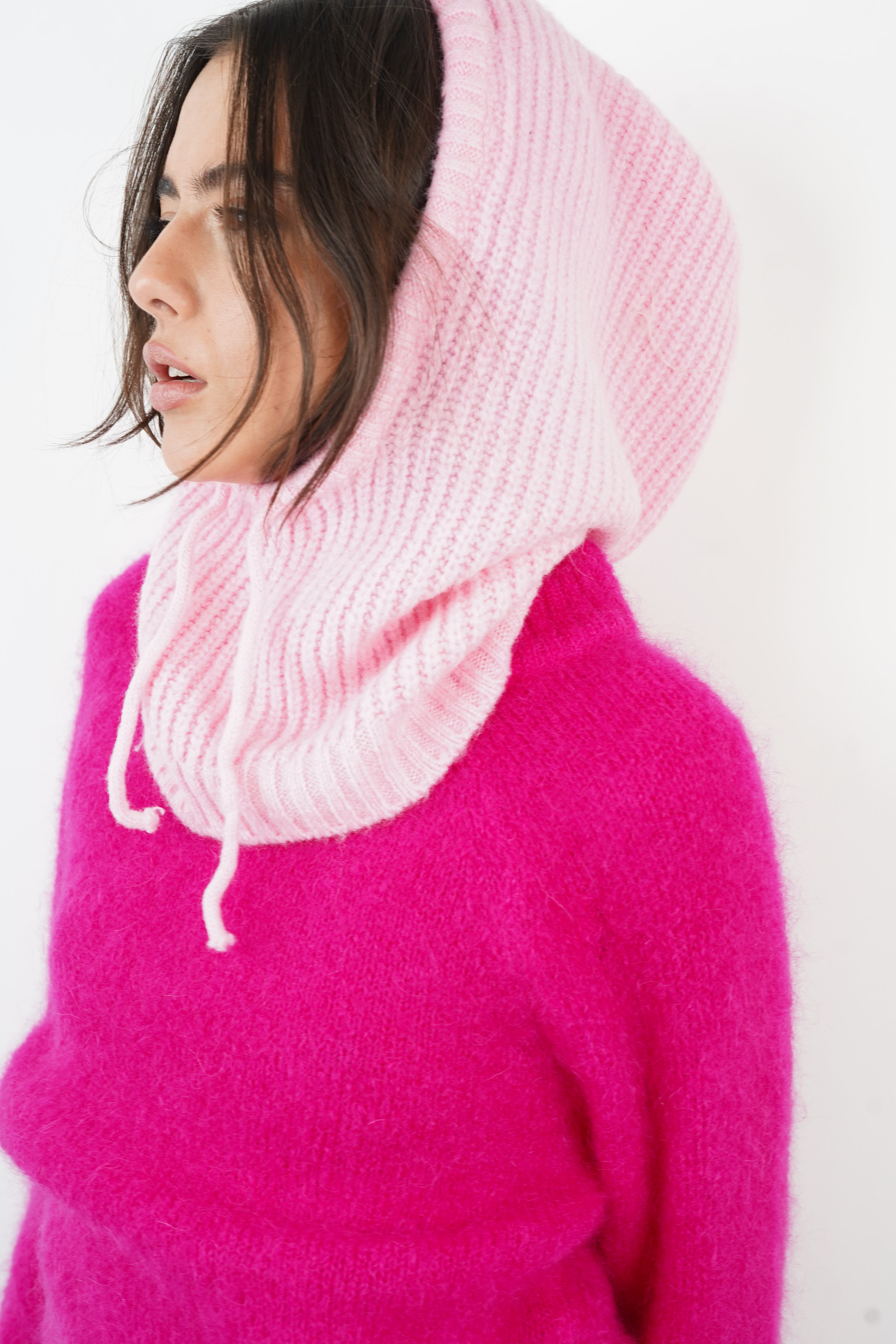 Diana pink hood