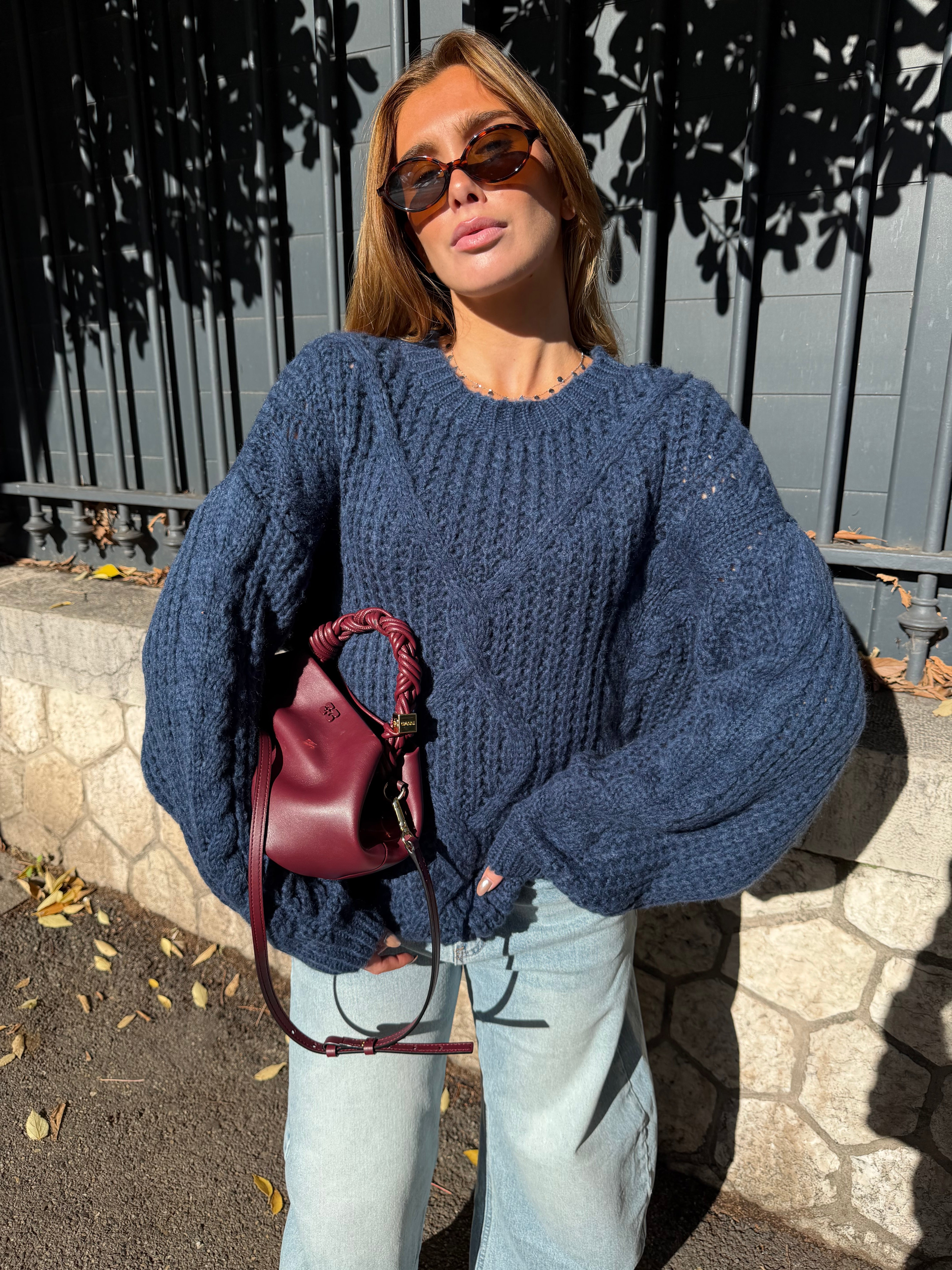 Monica marineblauer Pullover