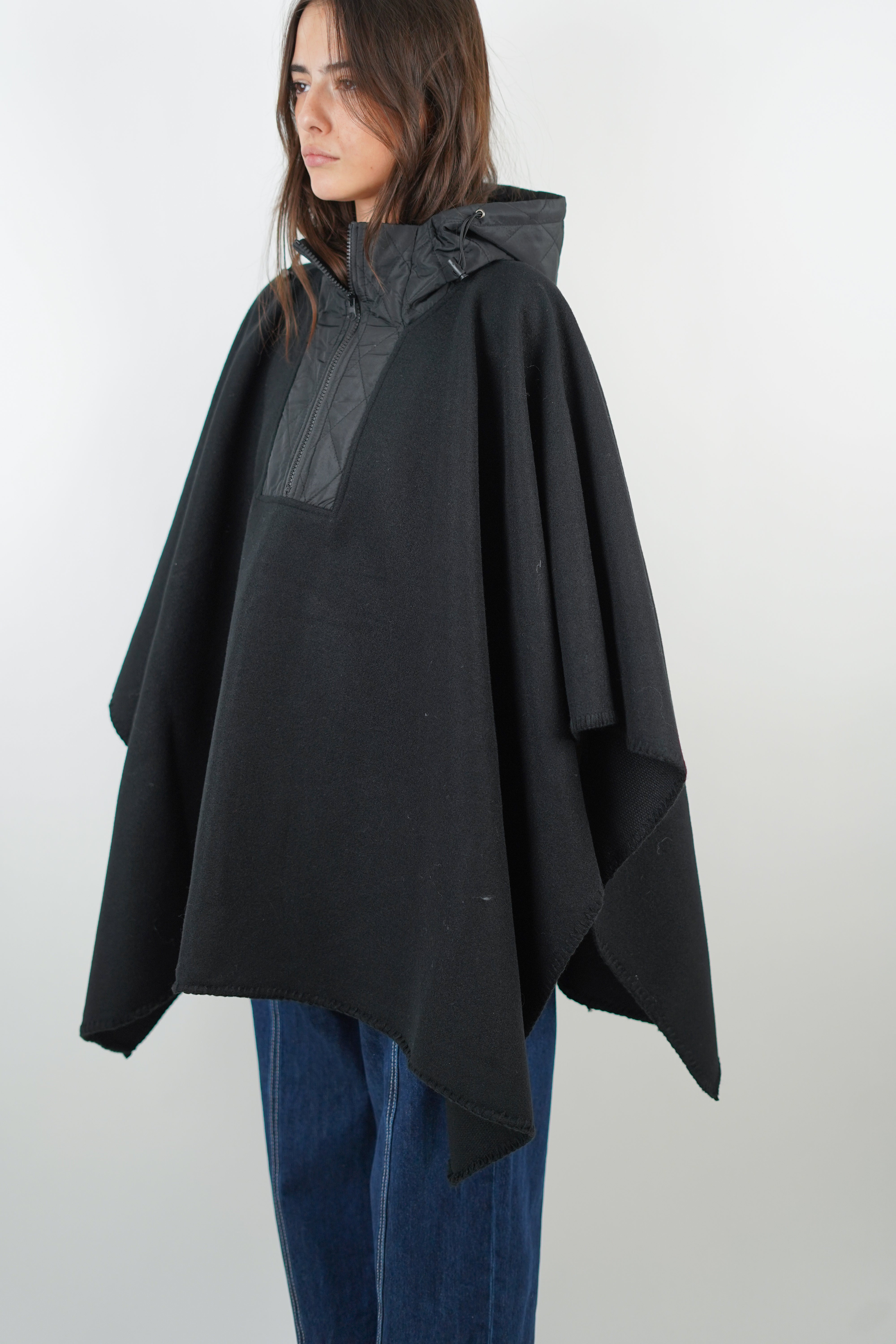 Nyli Poncho