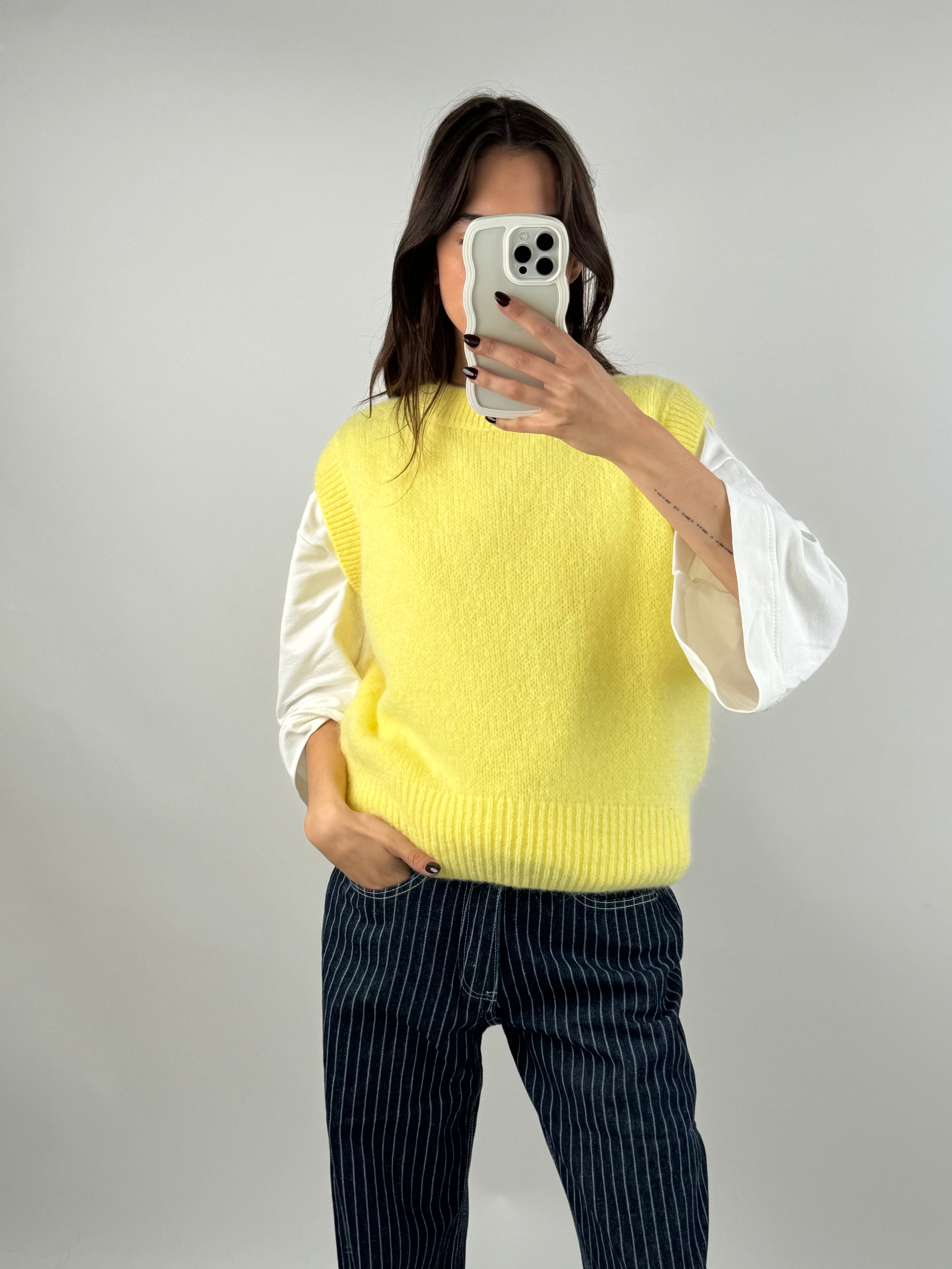 Romy yellow sweater