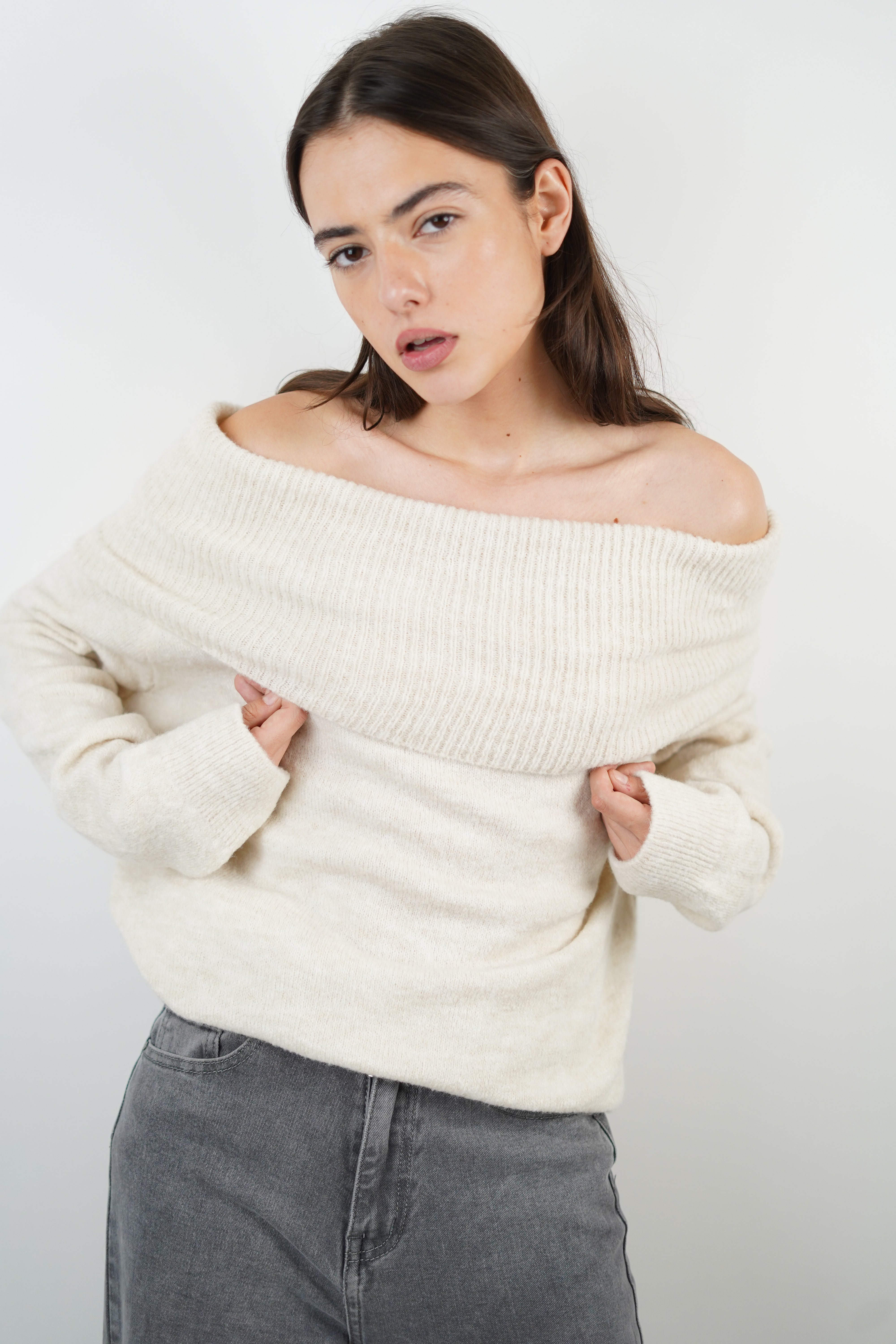 Beigefarbener Emma-Pullover