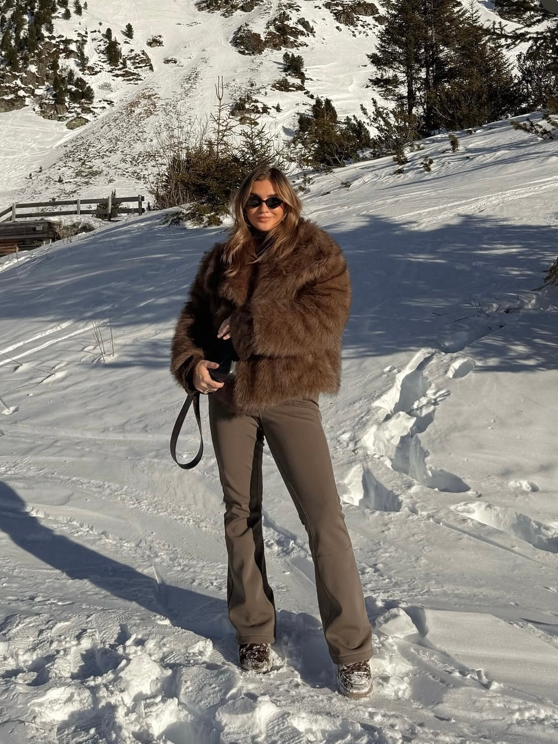 Fiona brauner Mantel