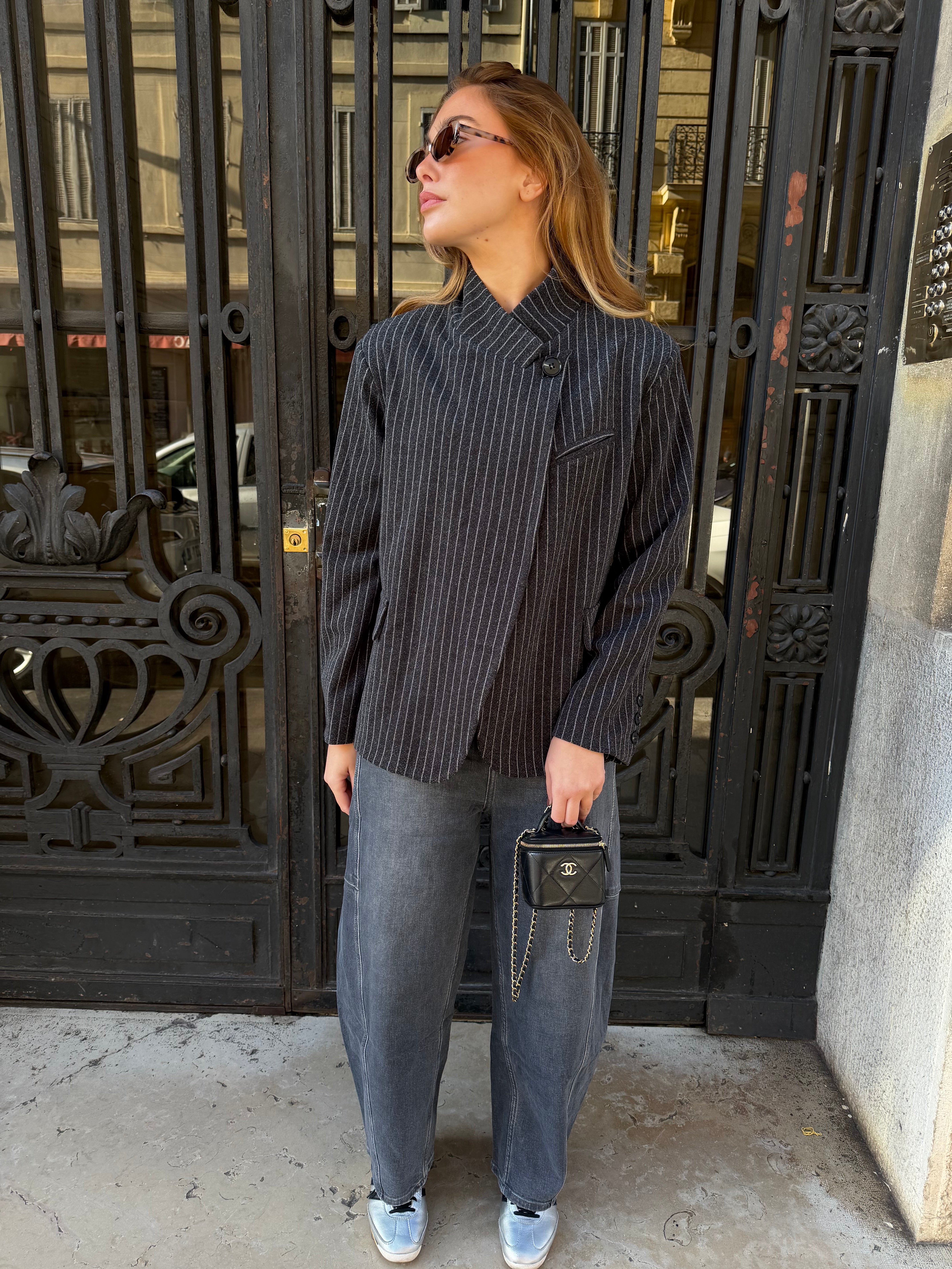 Dunkelgrauer Naomi-Blazer